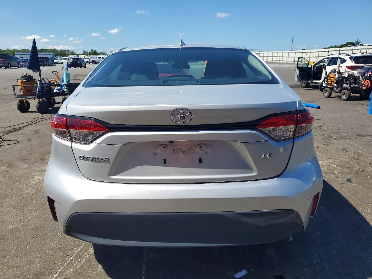2023 Toyota Corolla Le Silver vin: 5YFB4MDE2PP066964