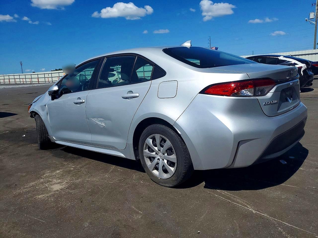 2023 Toyota Corolla Le Silver vin: 5YFB4MDE2PP066964