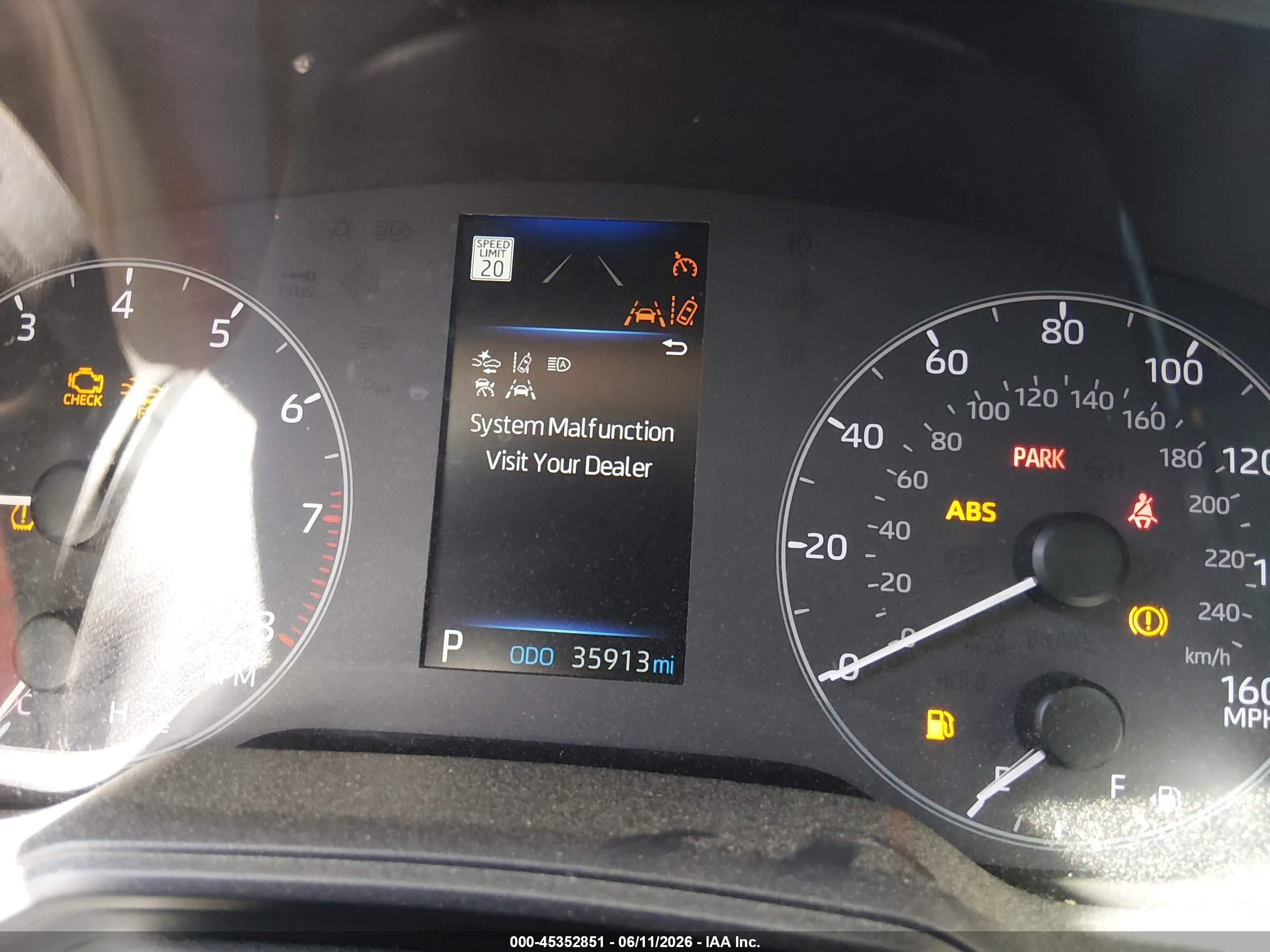 2025 Toyota Corolla Le Red vin: 5YFB4MDE2SP245613