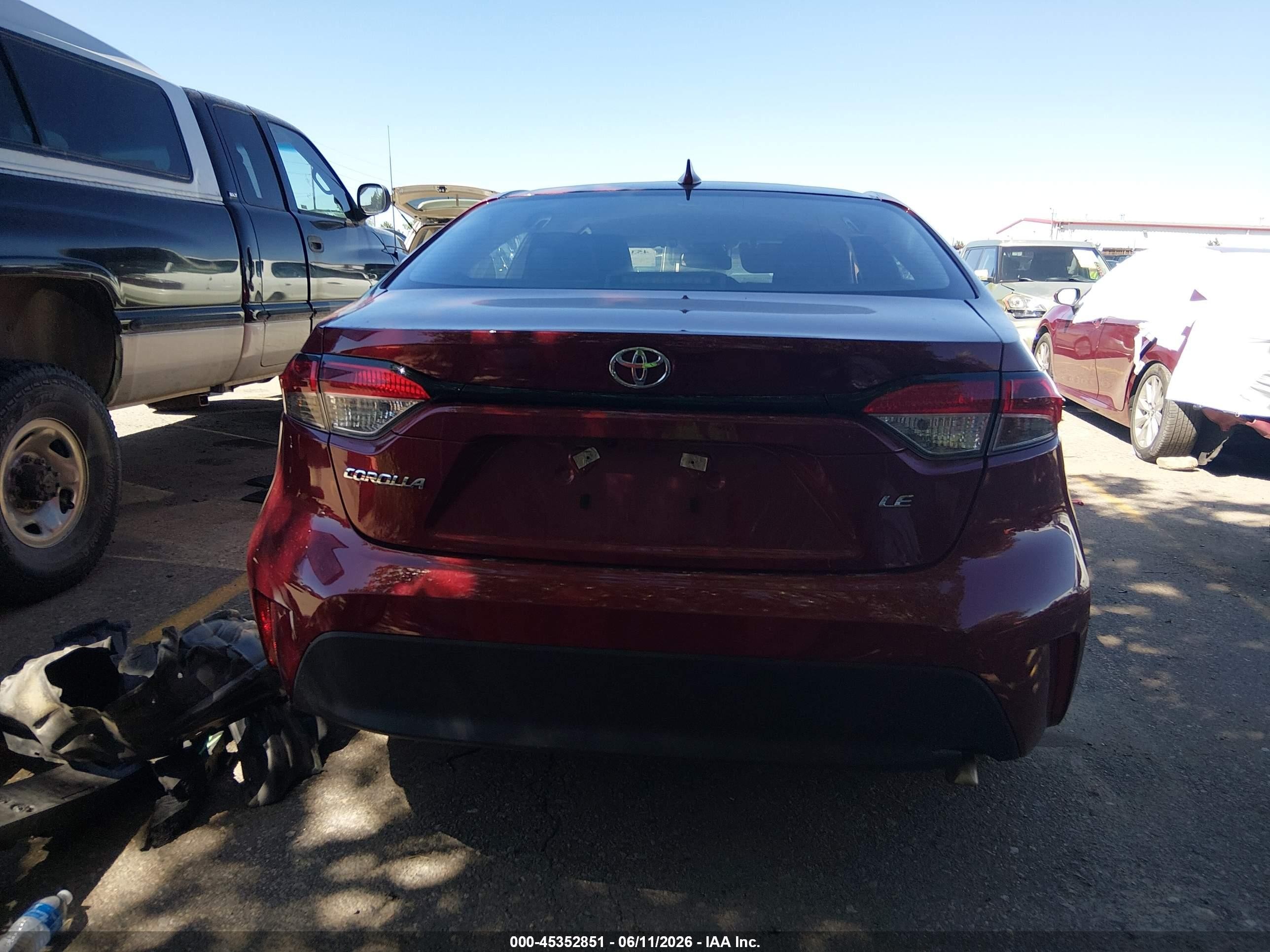 2025 Toyota Corolla Le Red vin: 5YFB4MDE2SP245613