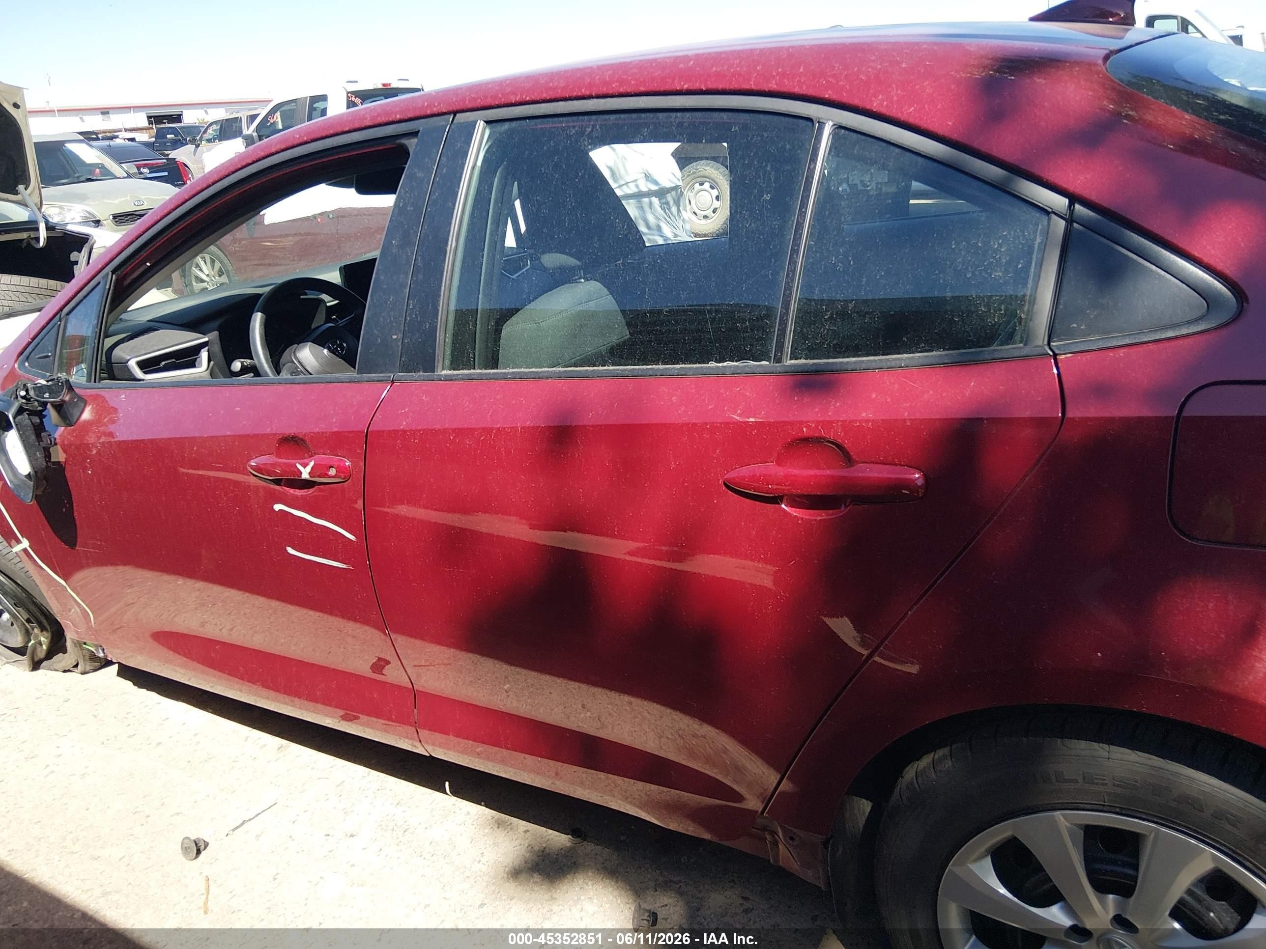 2025 Toyota Corolla Le Red vin: 5YFB4MDE2SP245613