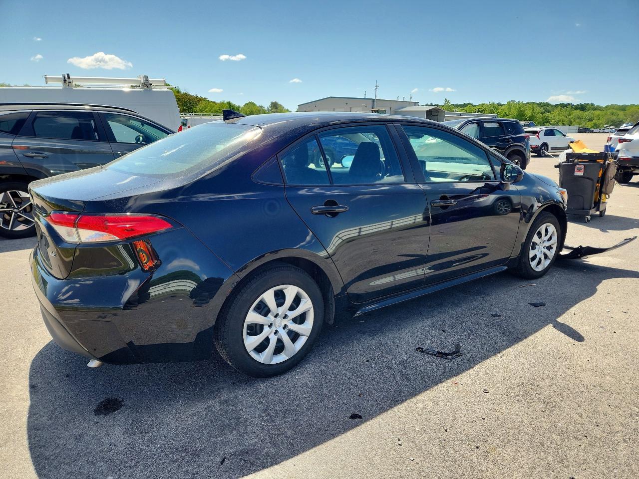 2025 Toyota Corolla Le Blue vin: 5YFB4MDE2SP320679
