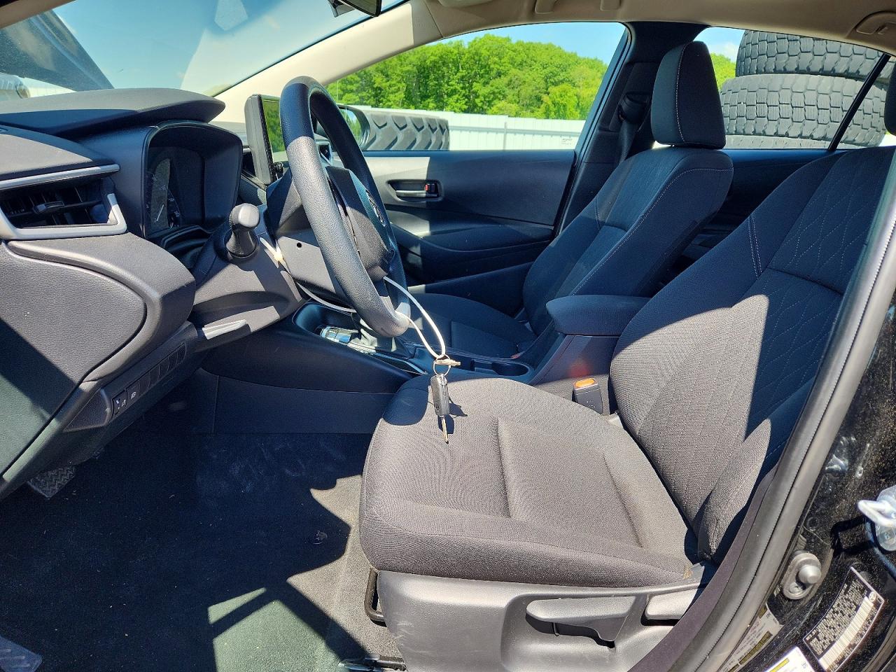 2025 Toyota Corolla Le Blue vin: 5YFB4MDE2SP320679