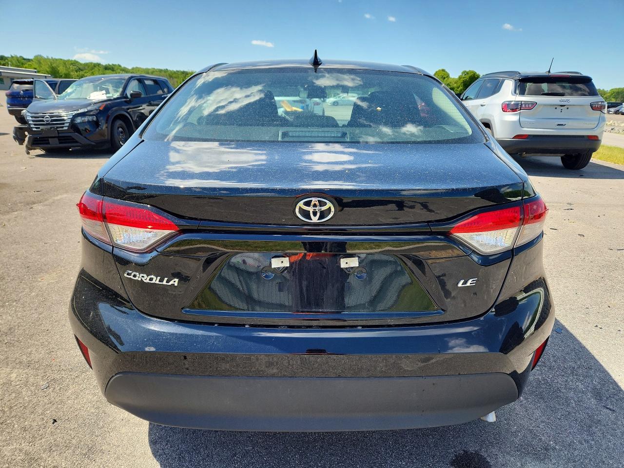 2025 Toyota Corolla Le Blue vin: 5YFB4MDE2SP320679