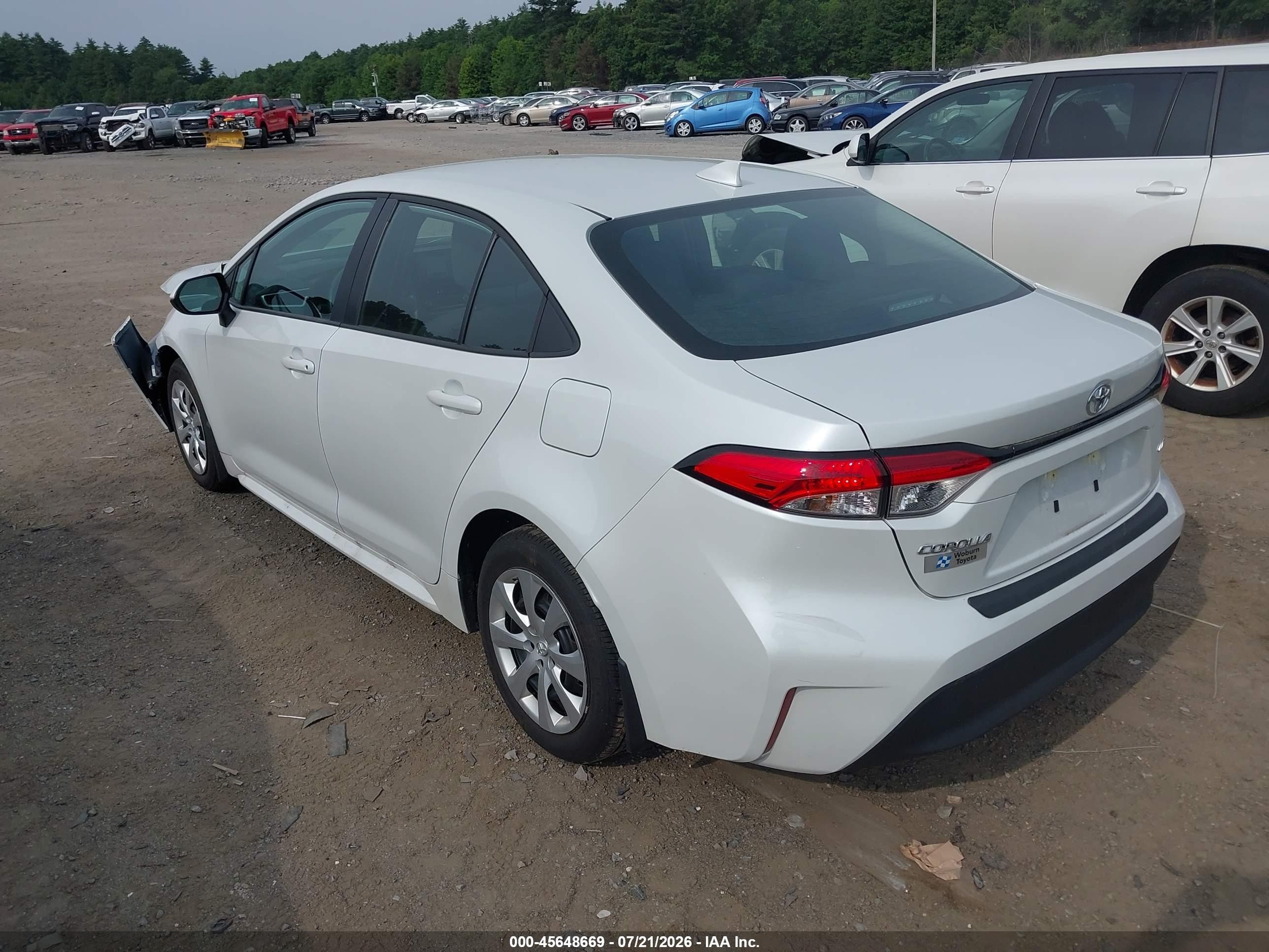2025 Toyota Corolla Le White vin: 5YFB4MDE3SP324420