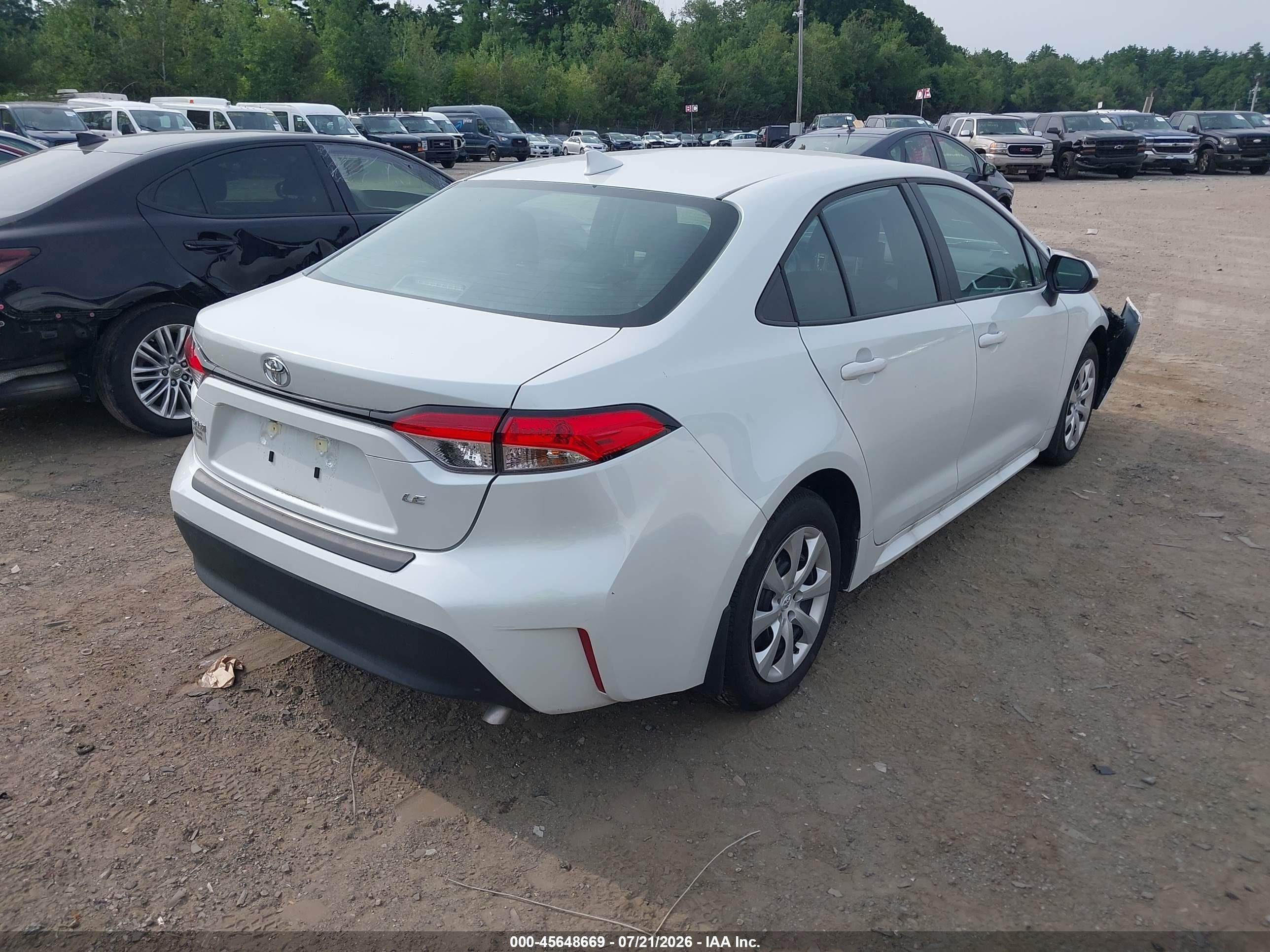 2025 Toyota Corolla Le White vin: 5YFB4MDE3SP324420