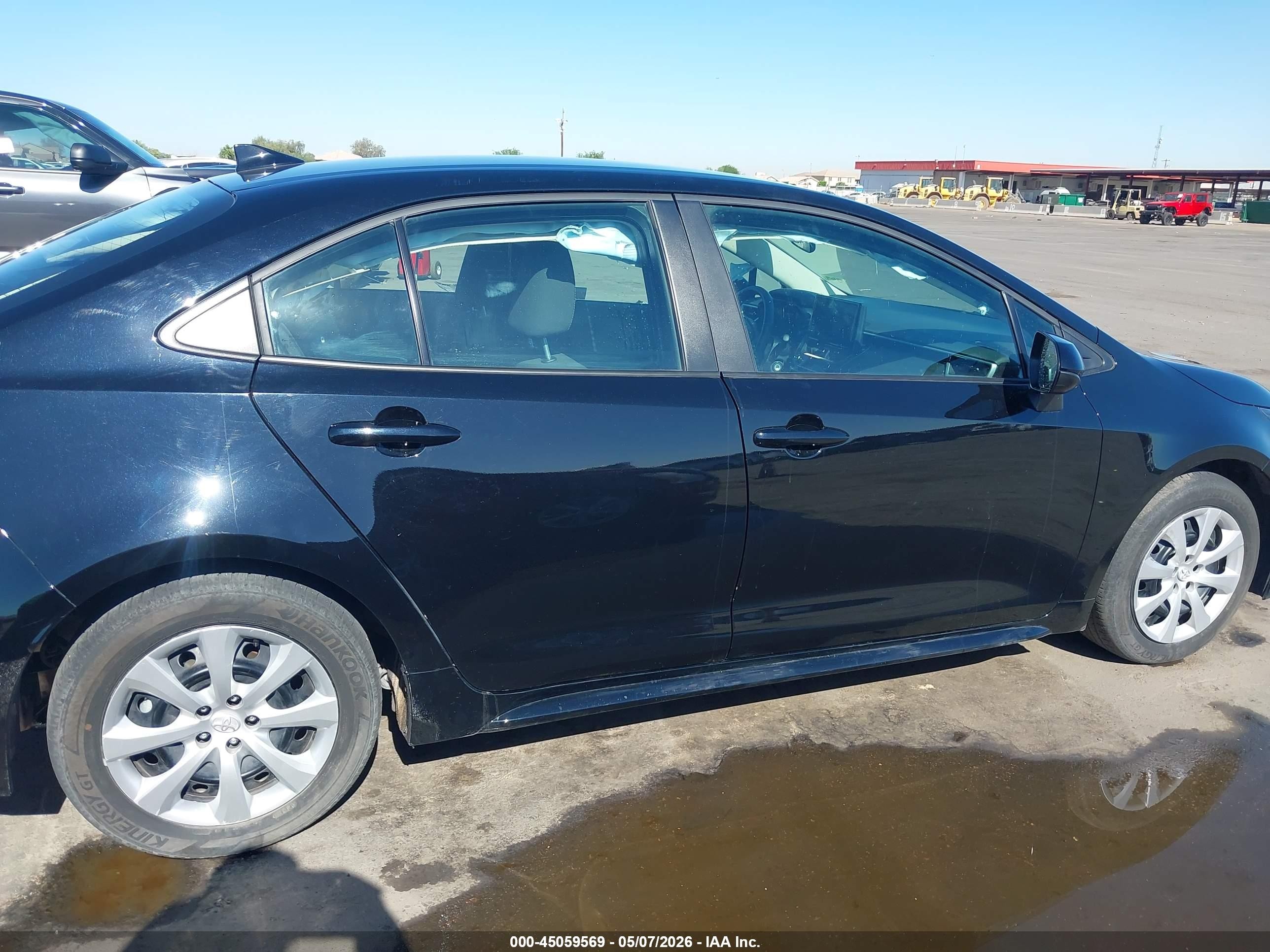 2025 Toyota Corolla Le Black vin: 5YFB4MDE3SP352539