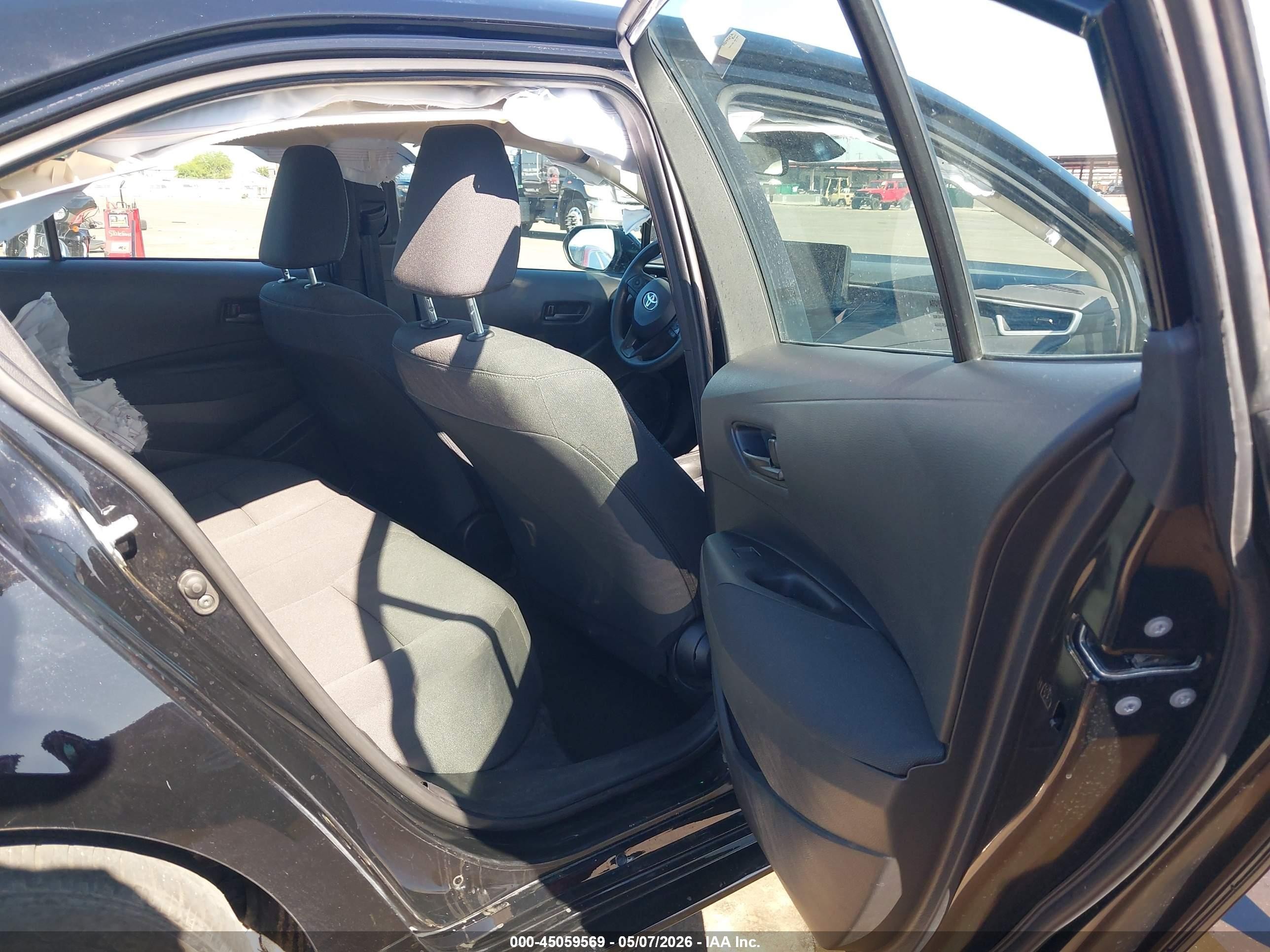 2025 Toyota Corolla Le Black vin: 5YFB4MDE3SP352539