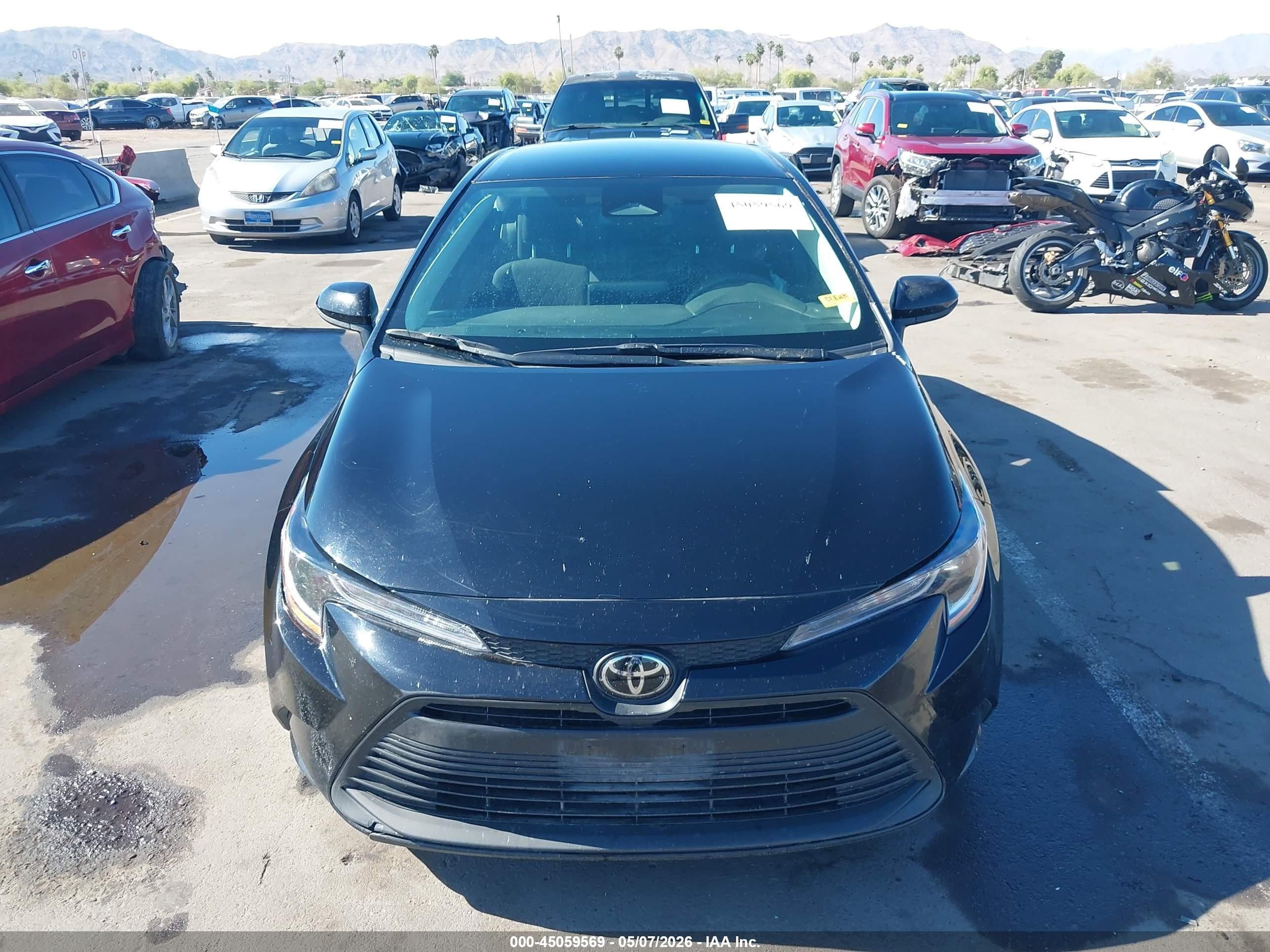 2025 Toyota Corolla Le Black vin: 5YFB4MDE3SP352539