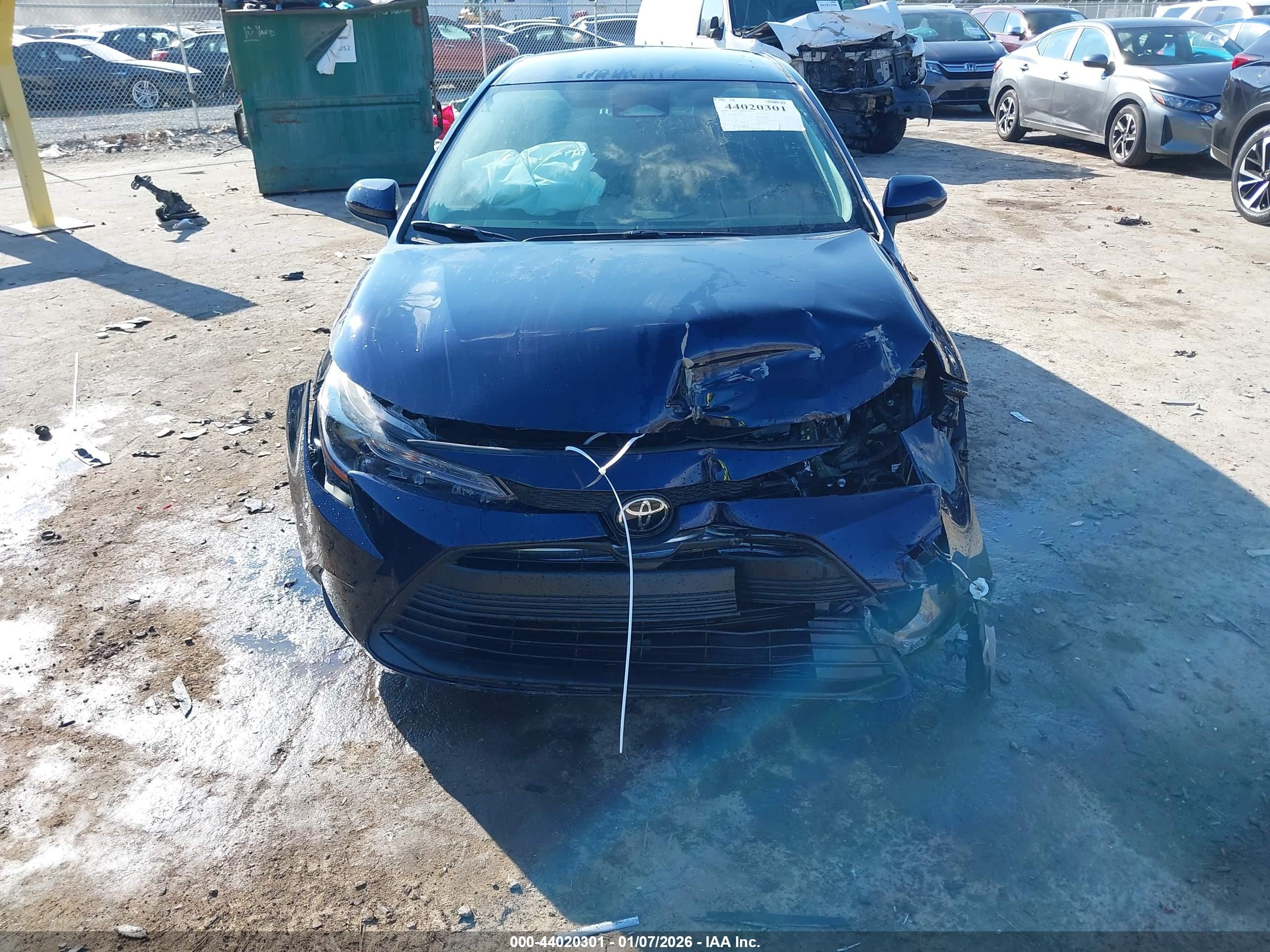 2025 Toyota Corolla Le Синий vin: 5YFB4MDE4SP327147