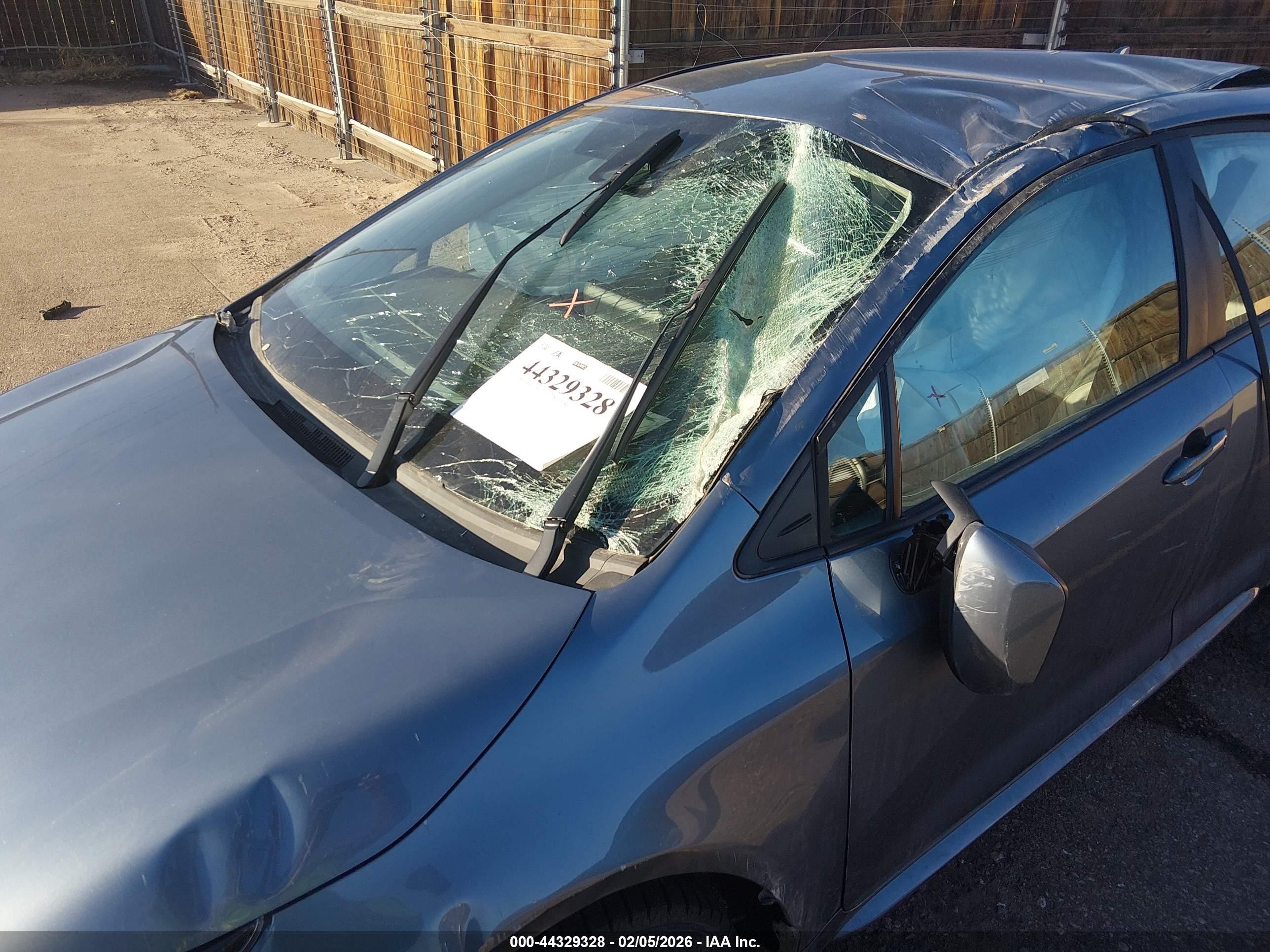 2026 Toyota Corolla Le Blue vin: 5YFB4MDE4TP369495