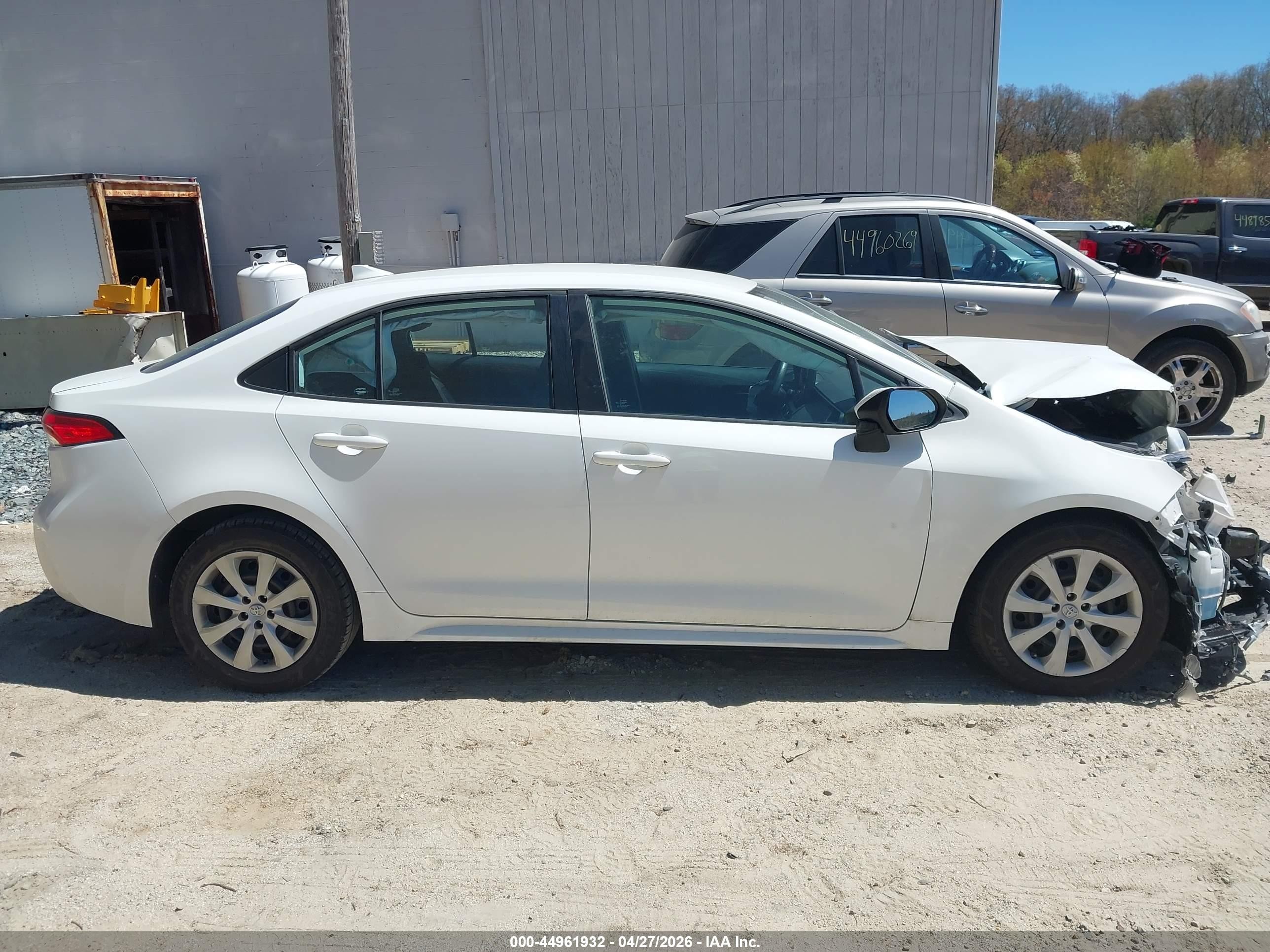2023 Toyota Corolla Le White vin: 5YFB4MDE5PP003695