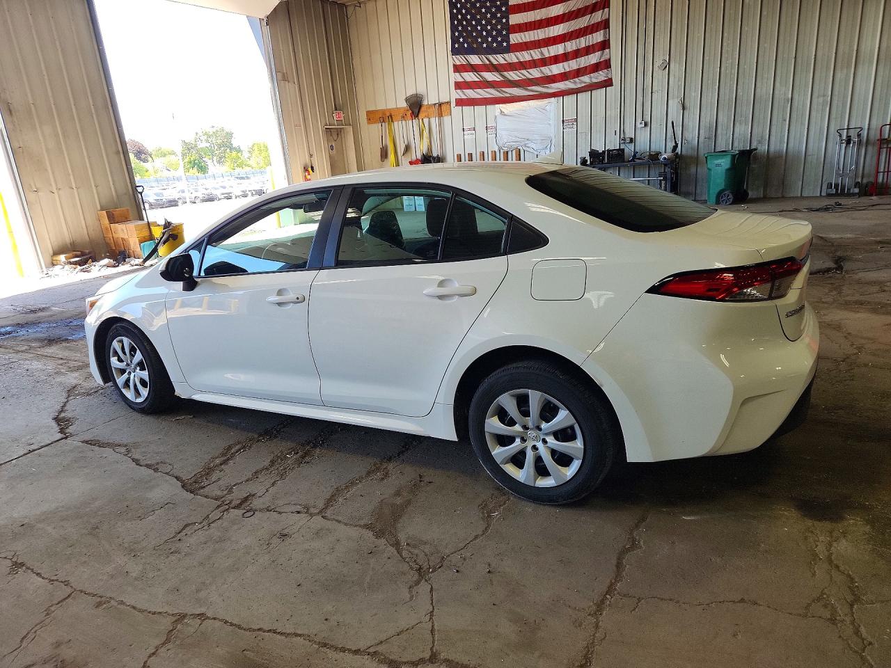 2023 Toyota Corolla Le White vin: 5YFB4MDE5PP058017