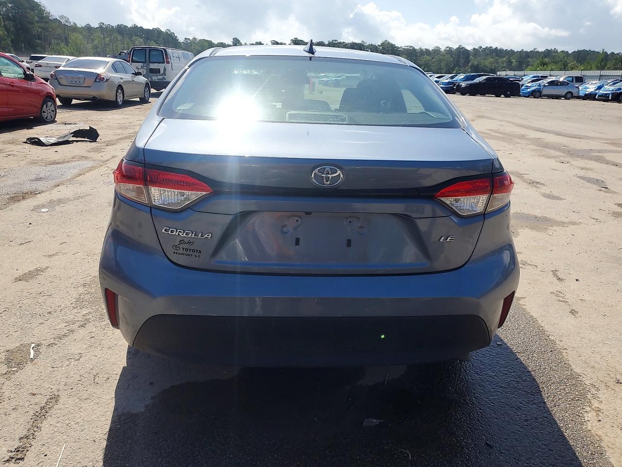 2024 Toyota Corolla Le Blue vin: 5YFB4MDE5RP101578