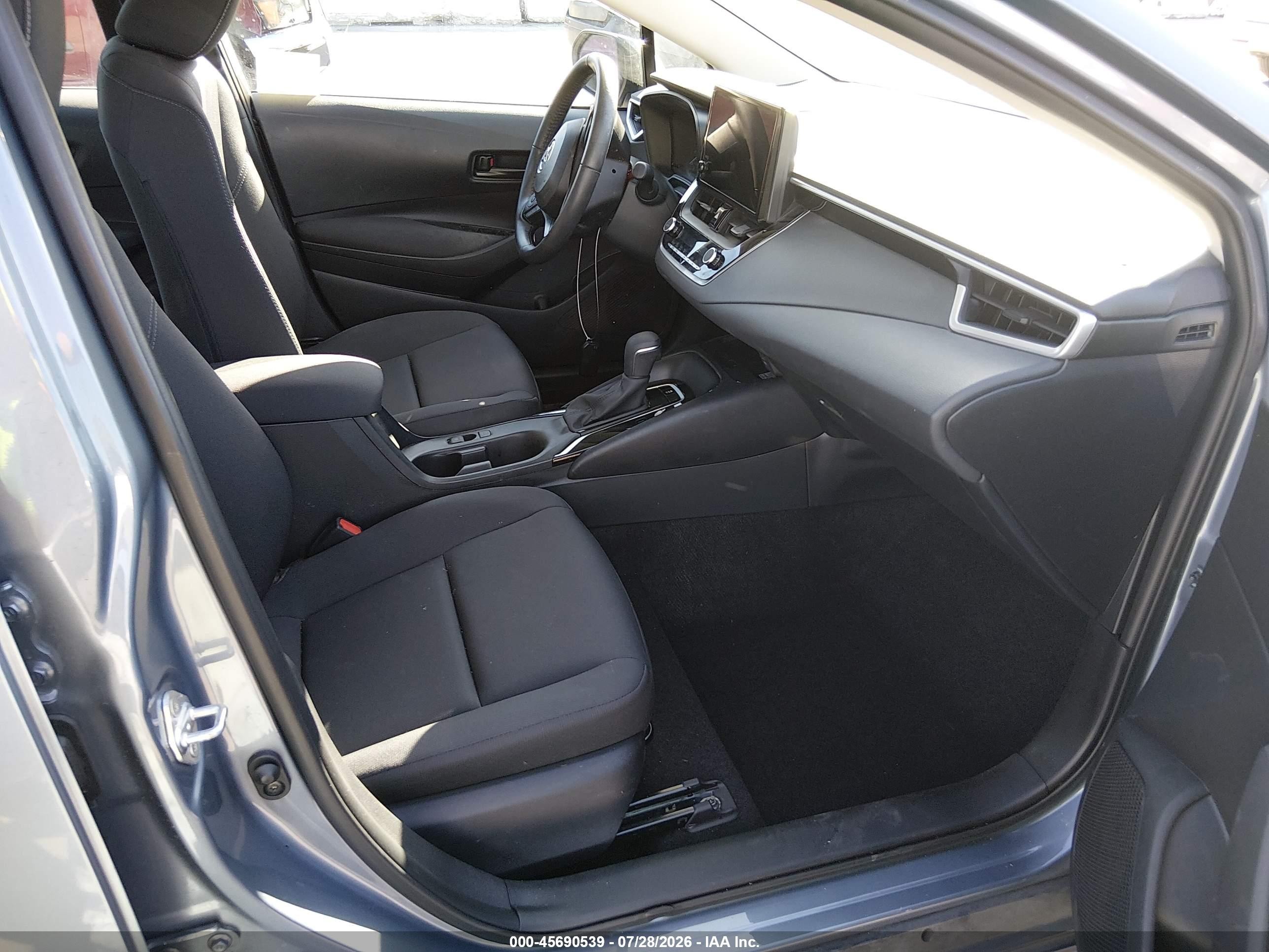2024 Toyota Corolla Le Синий vin: 5YFB4MDE5RP122902