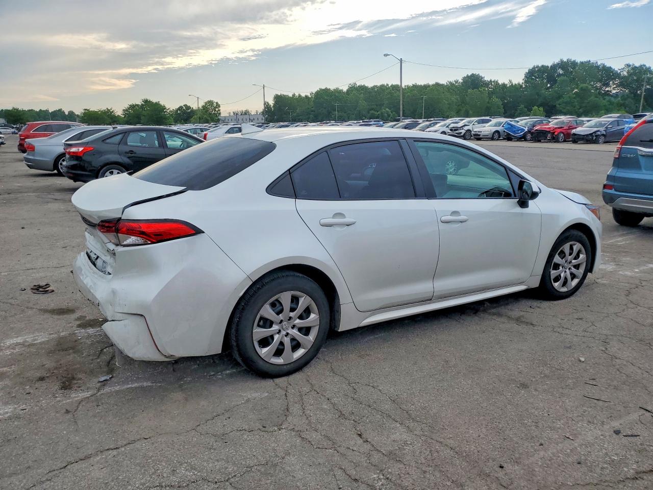 2024 Toyota Corolla White vin: 5YFB4MDE5RP150716