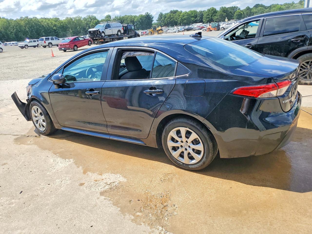2025 Toyota Corolla Le Black vin: 5YFB4MDE5SP311426