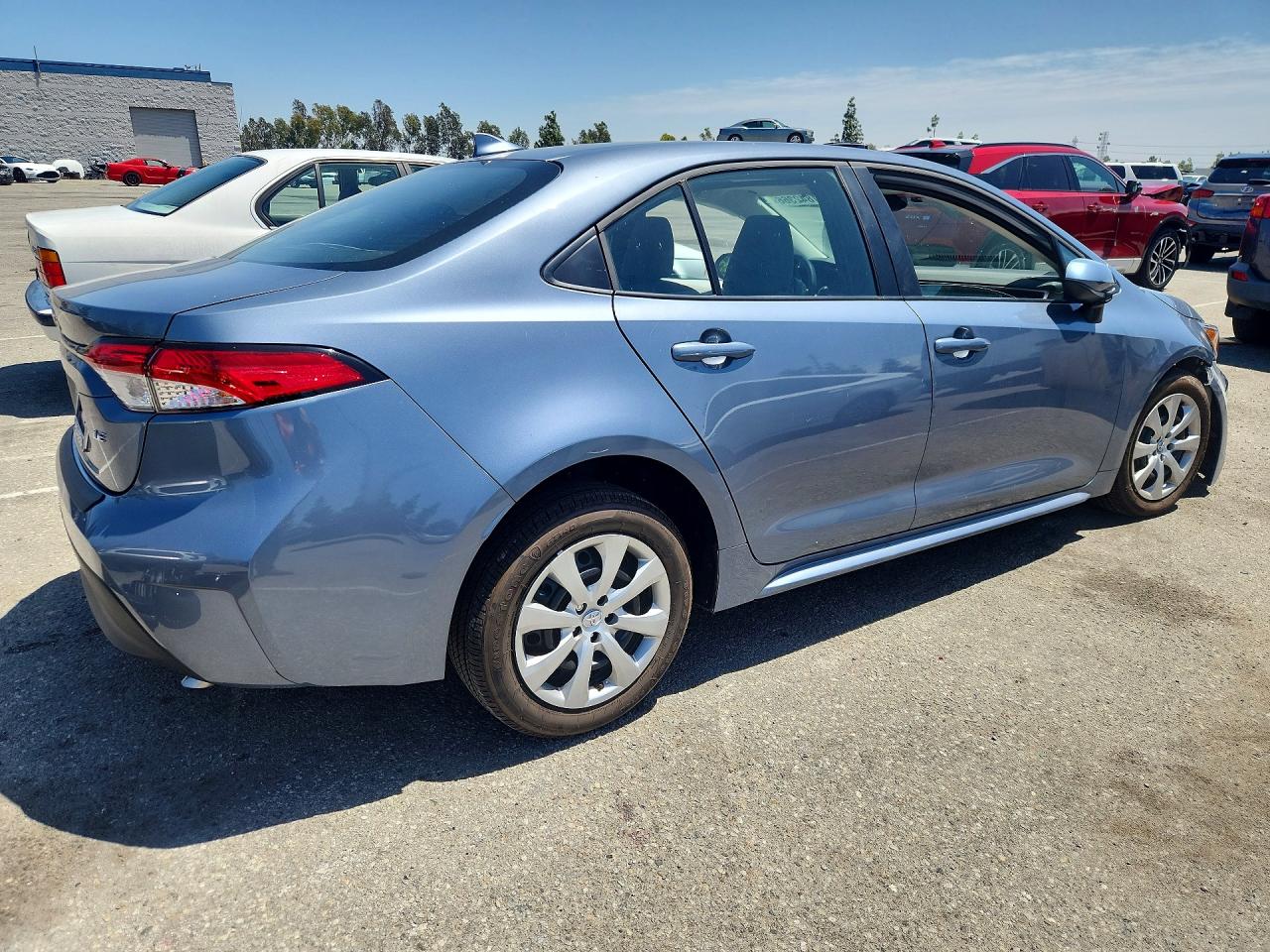 2026 Toyota Corolla Le Синий vin: 5YFB4MDE5TP372275
