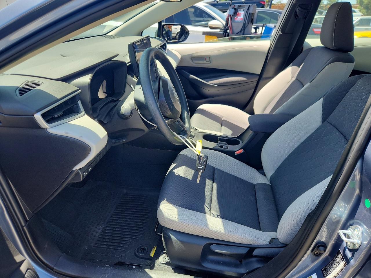 2026 Toyota Corolla Le Синий vin: 5YFB4MDE5TP372275