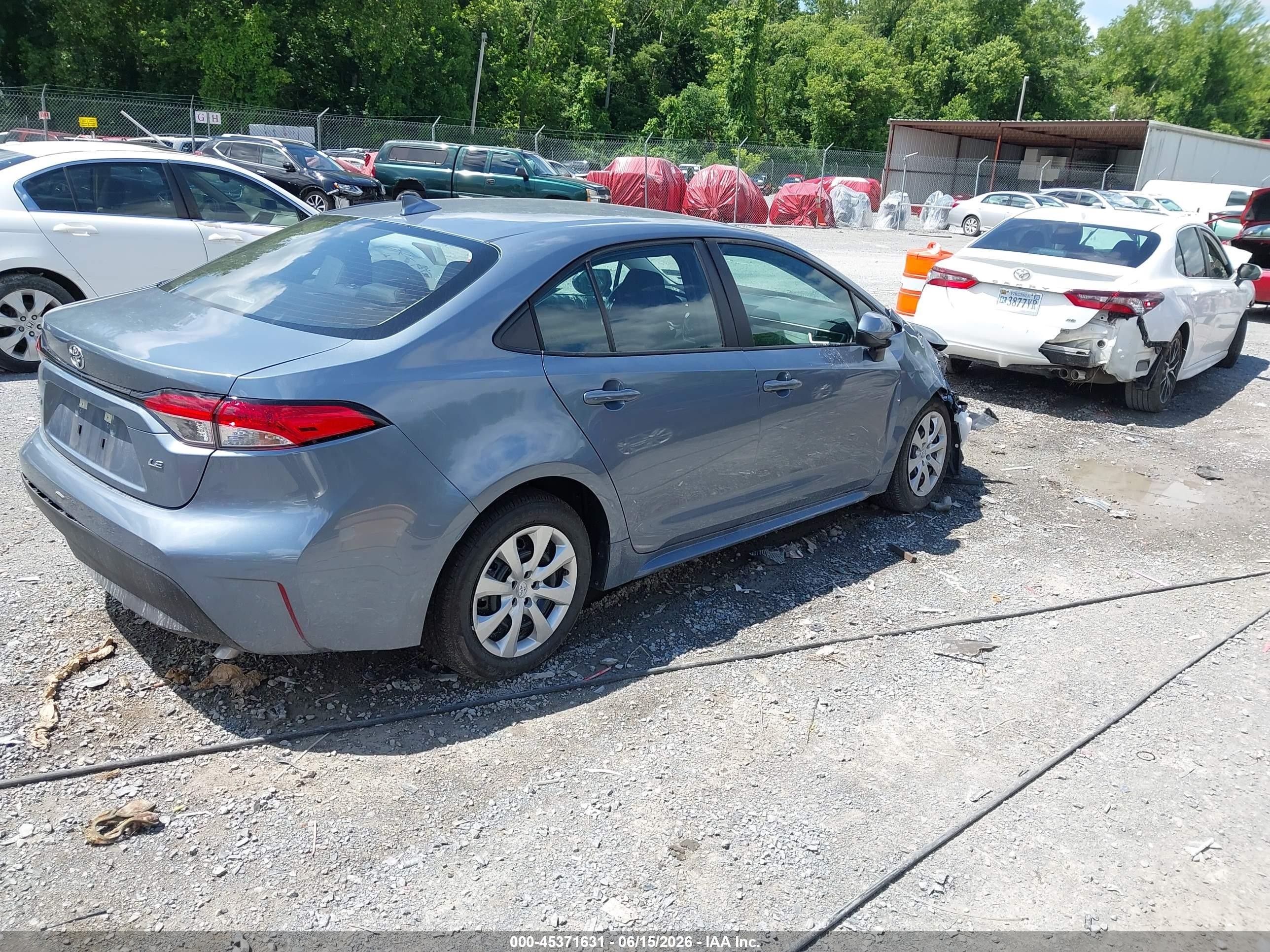 2026 Toyota Corolla Le Blue vin: 5YFB4MDE5TP445466