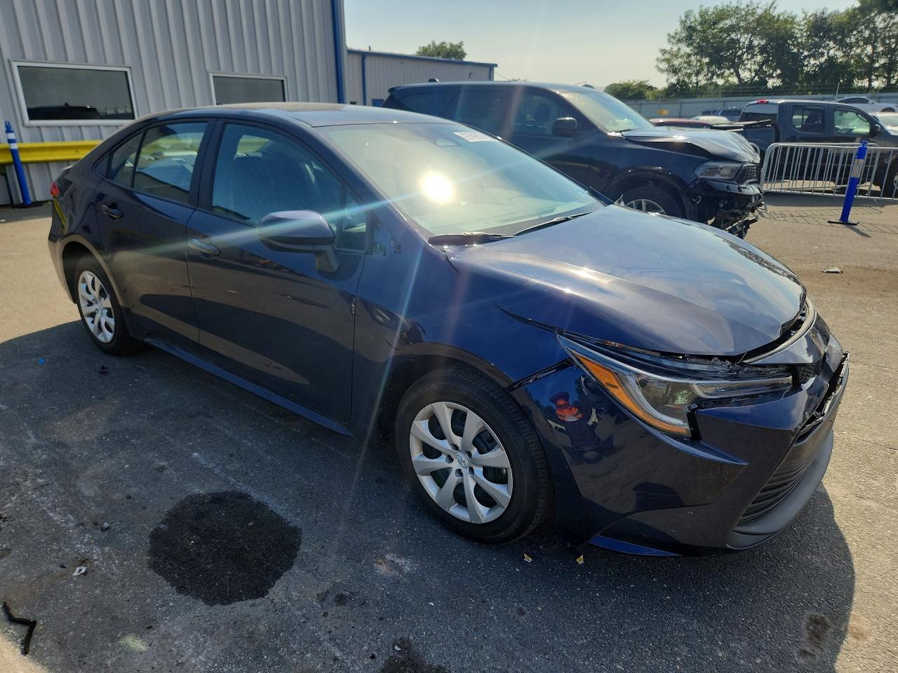 2026 Toyota Corolla Le Blue vin: 5YFB4MDE5TP456404