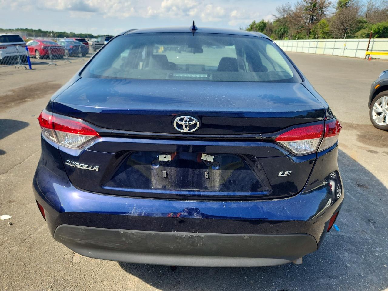 2026 Toyota Corolla Le Blue vin: 5YFB4MDE5TP456404