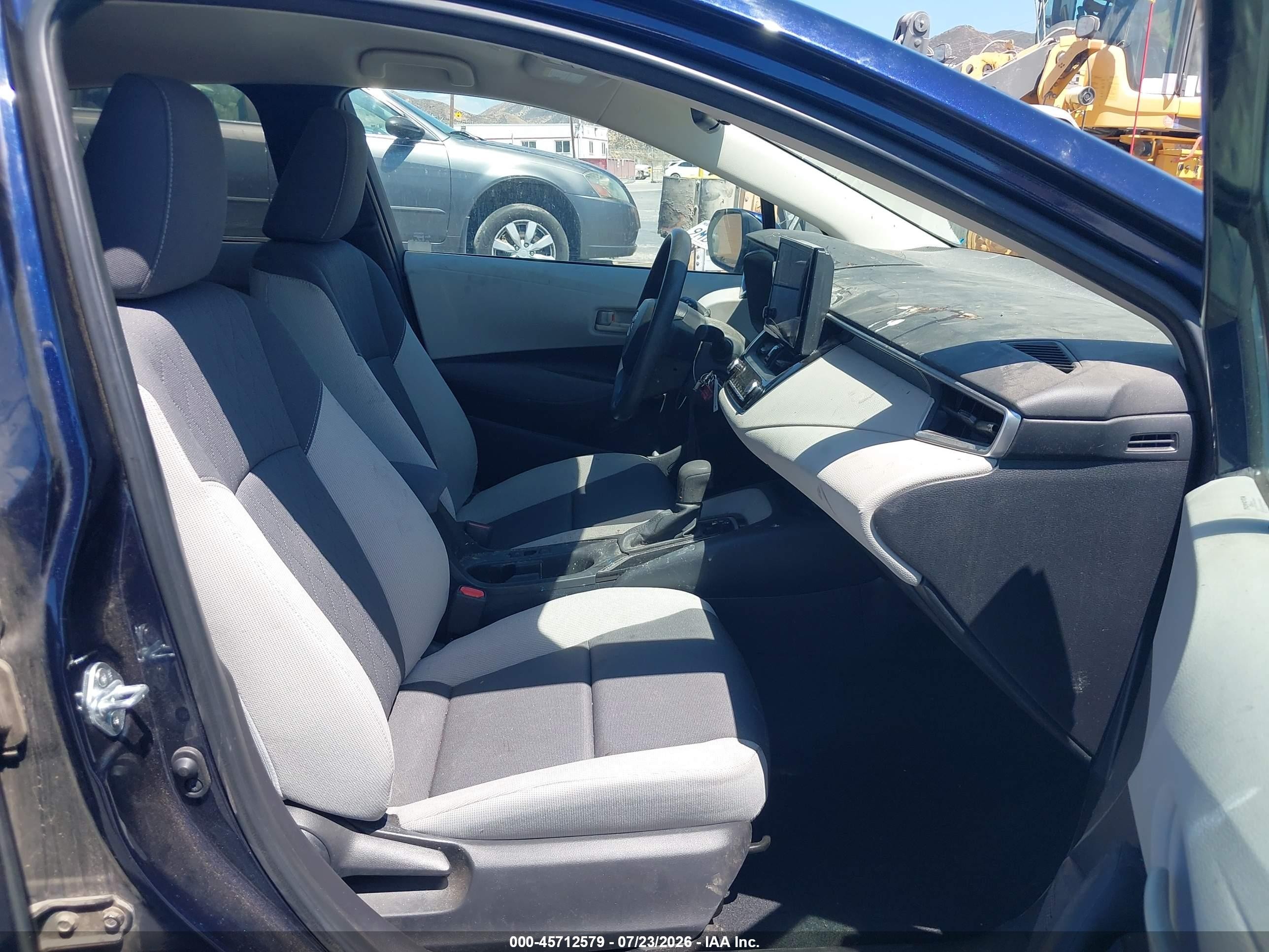 2023 Toyota Corolla Le Blue vin: 5YFB4MDE6PP019324