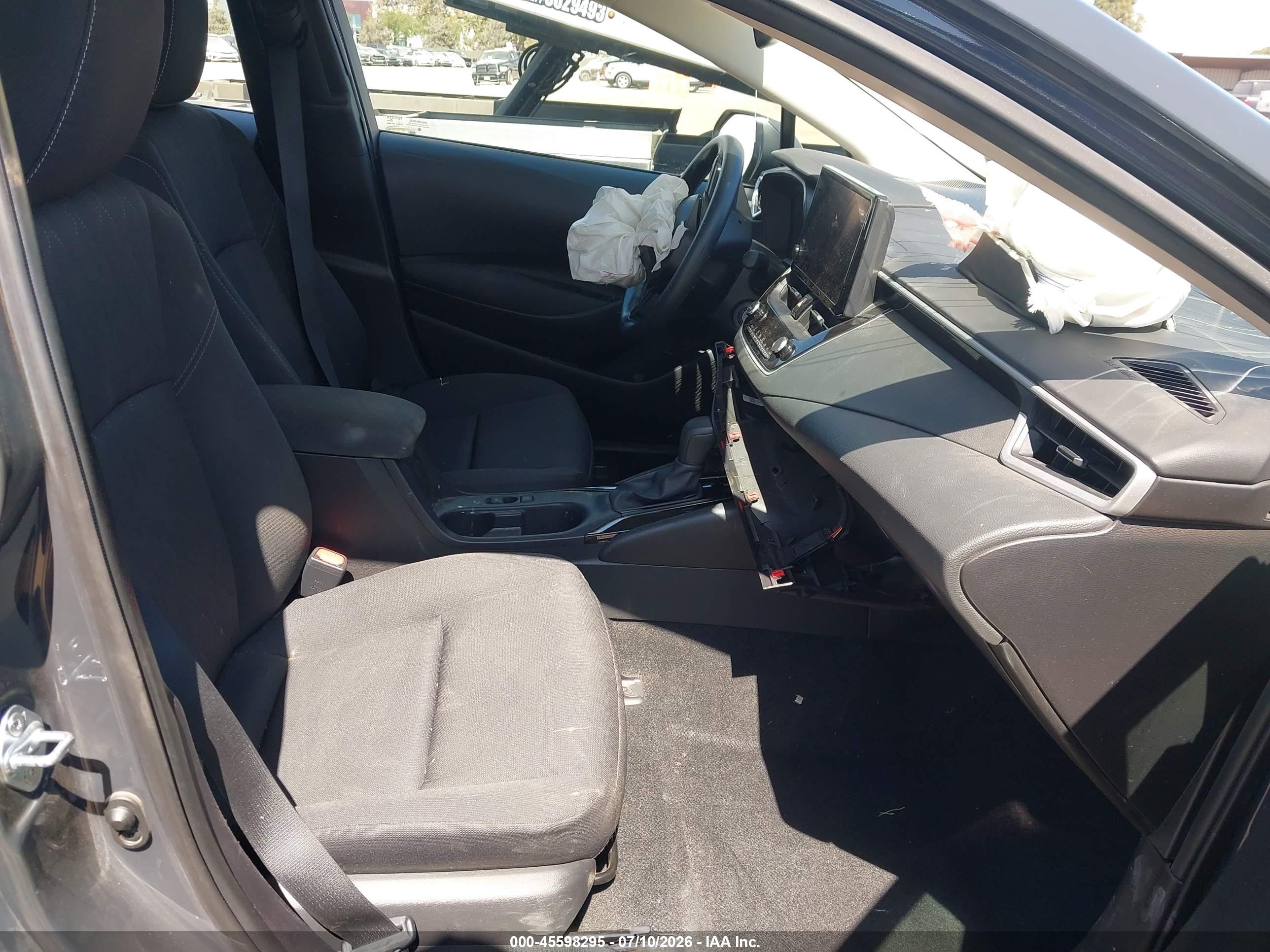 2025 Toyota Corolla Le Gray vin: 5YFB4MDE6SP302007