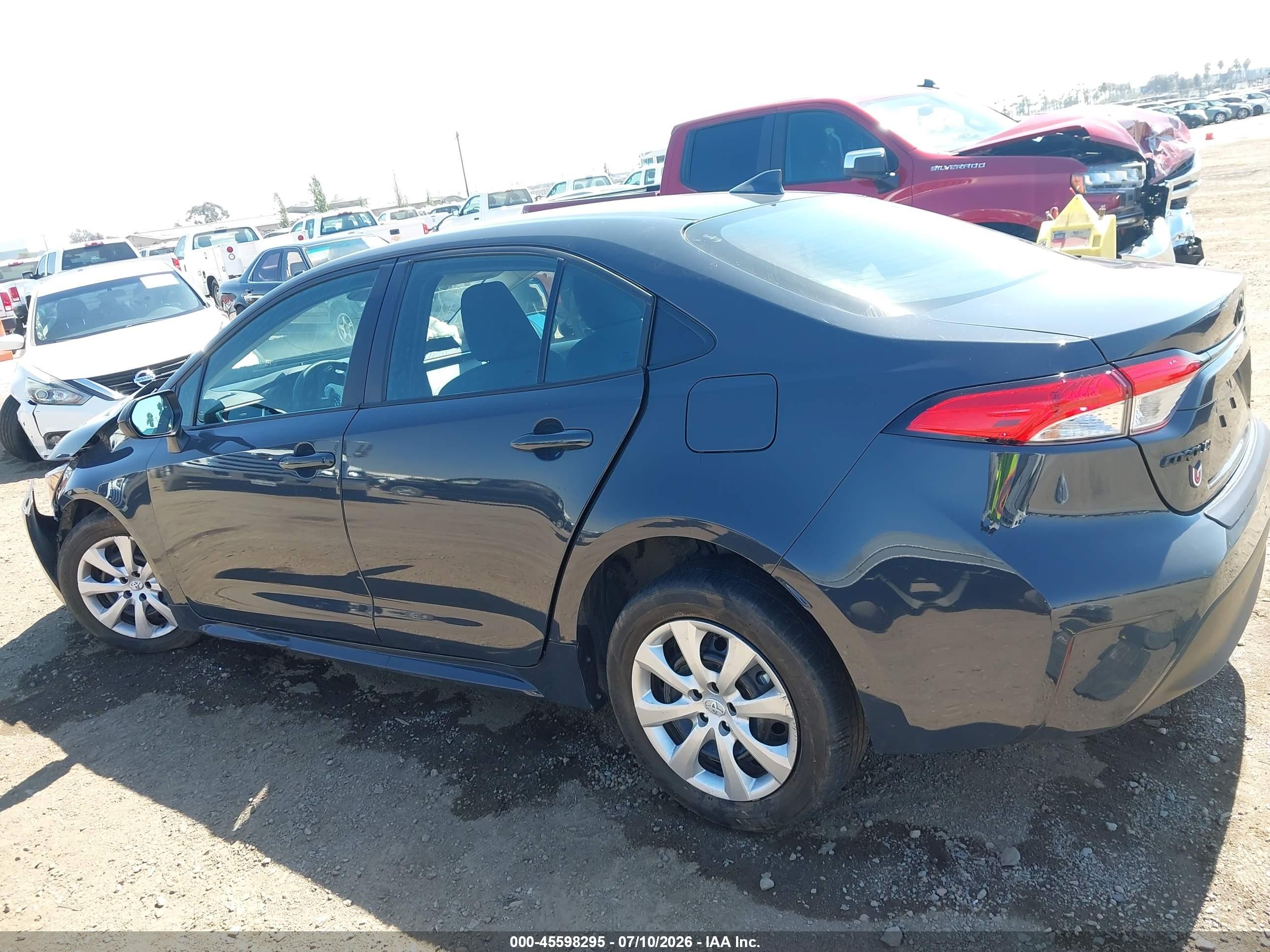 2025 Toyota Corolla Le Gray vin: 5YFB4MDE6SP302007
