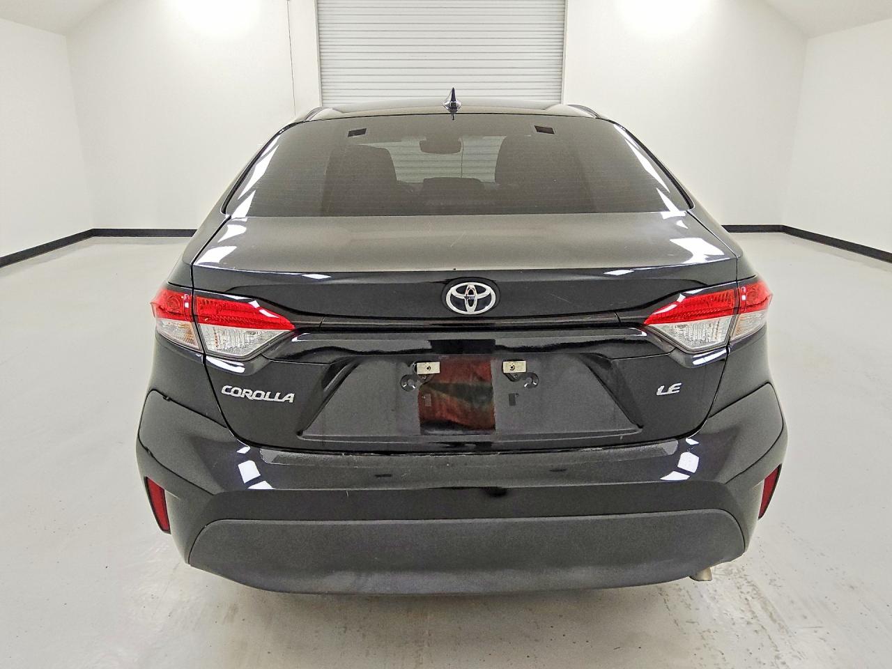 2025 Toyota Corolla Le Black vin: 5YFB4MDE6SP325528