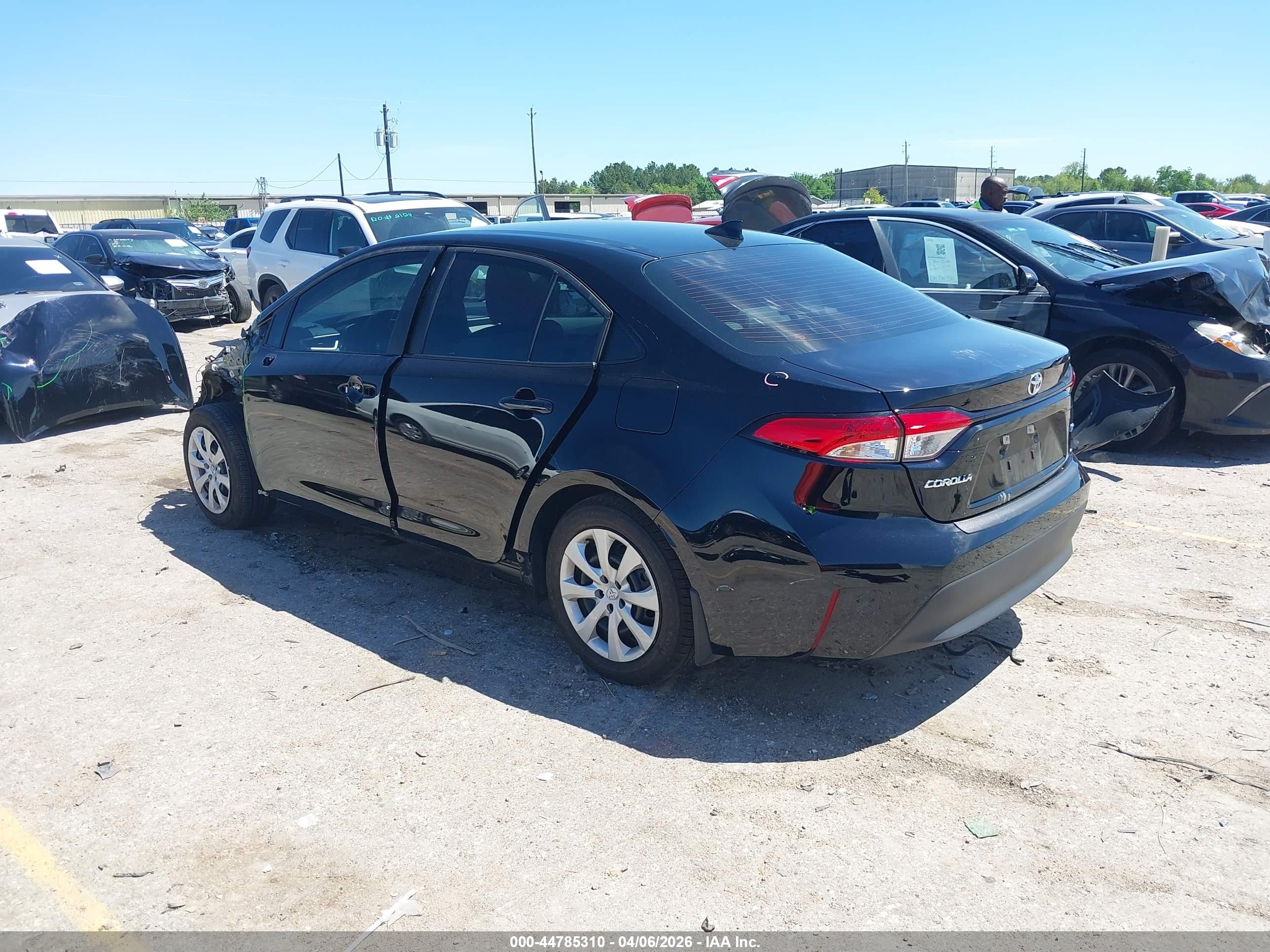 2025 Toyota Corolla Le Black vin: 5YFB4MDE7SP262150