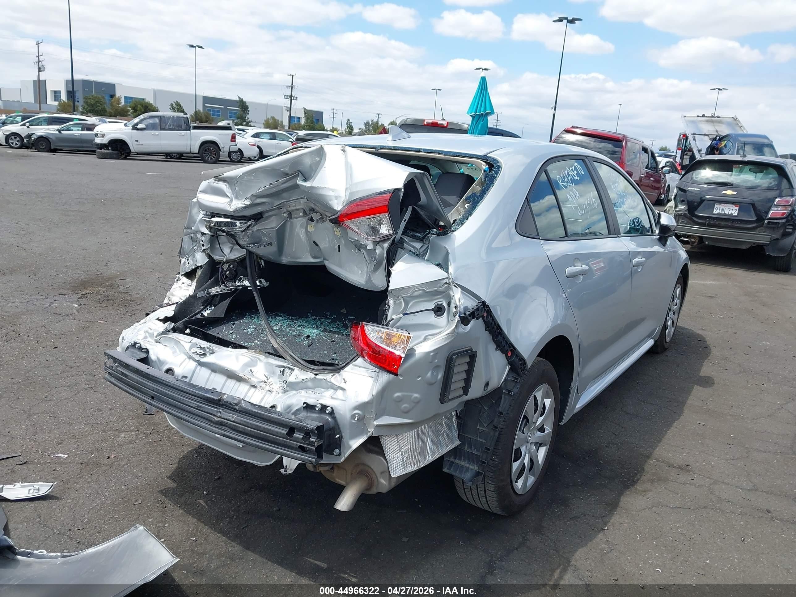 2025 Toyota Corolla Le Silver vin: 5YFB4MDE7SP269731