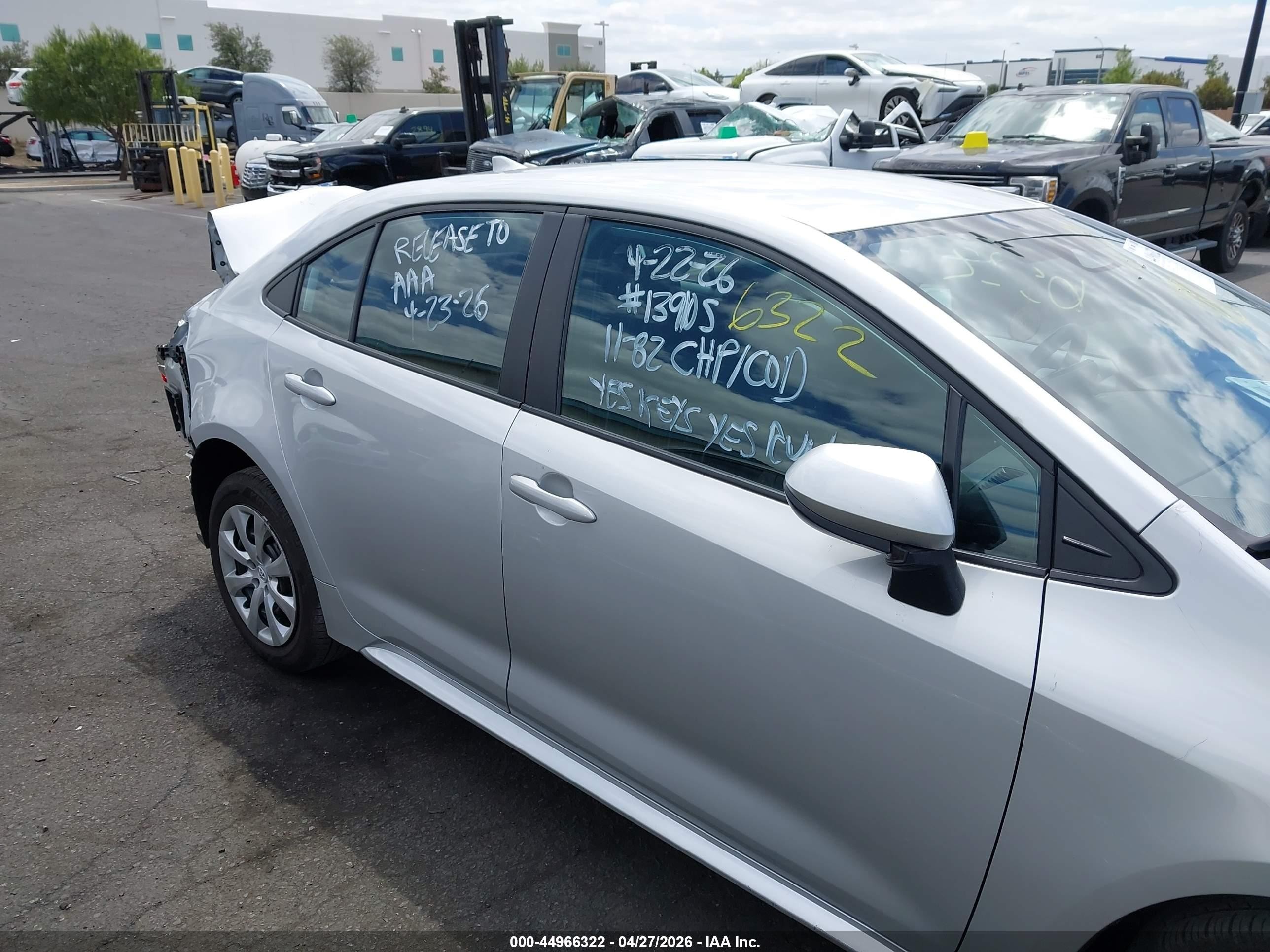 2025 Toyota Corolla Le Silver vin: 5YFB4MDE7SP269731