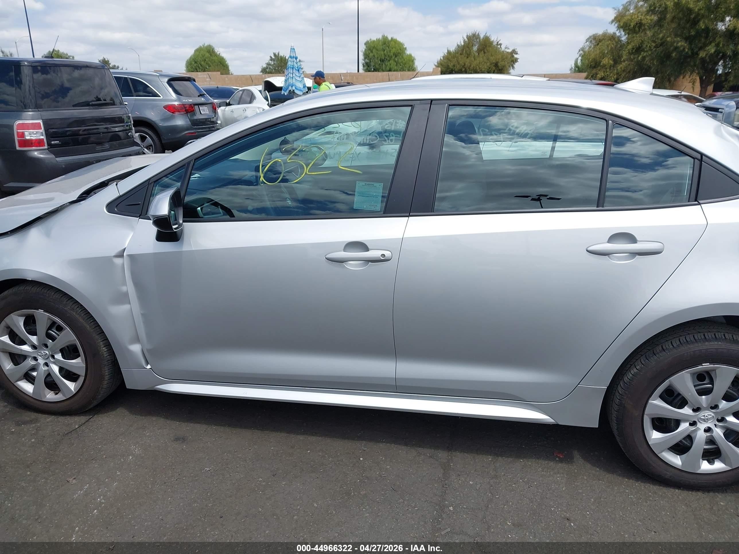 2025 Toyota Corolla Le Silver vin: 5YFB4MDE7SP269731