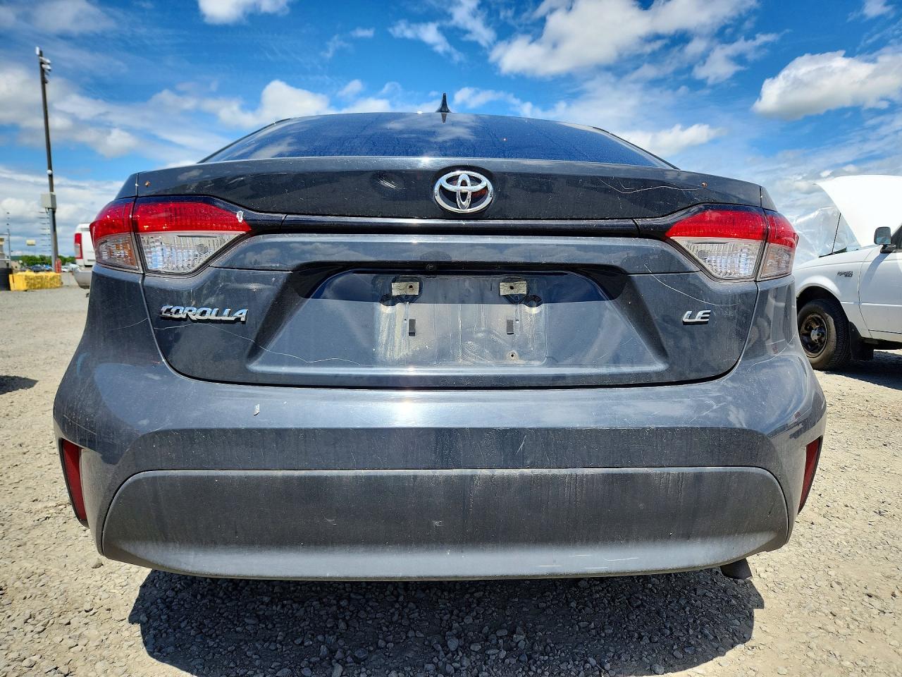 2023 Toyota Corolla Le Gray vin: 5YFB4MDE8PP030793