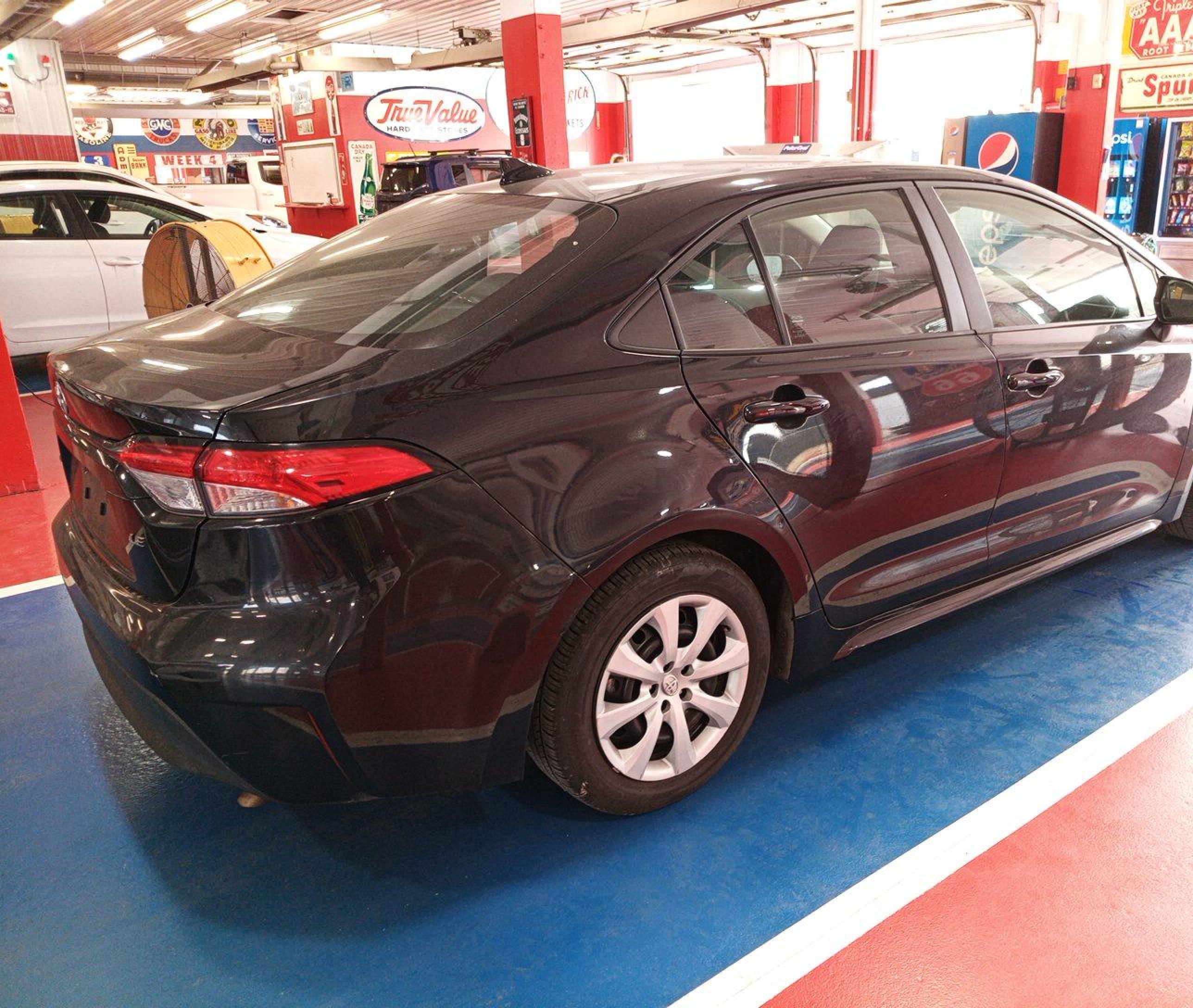 2023 Toyota Corolla Le vin: 5YFB4MDE8PP038487