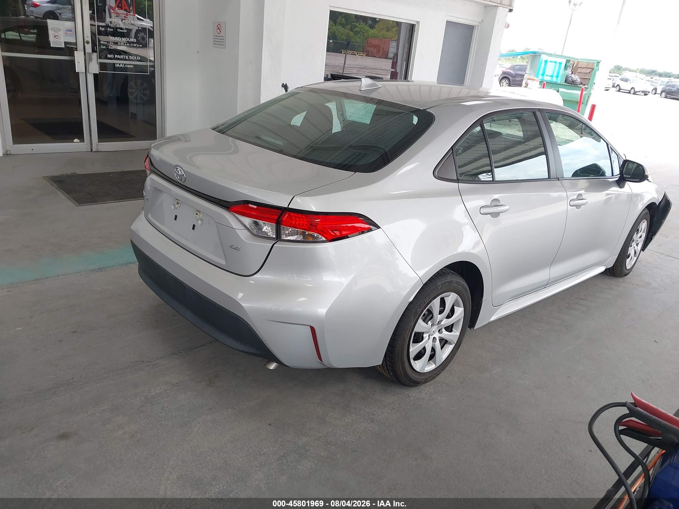 2024 Toyota Corolla Le Silver vin: 5YFB4MDE8RP145834