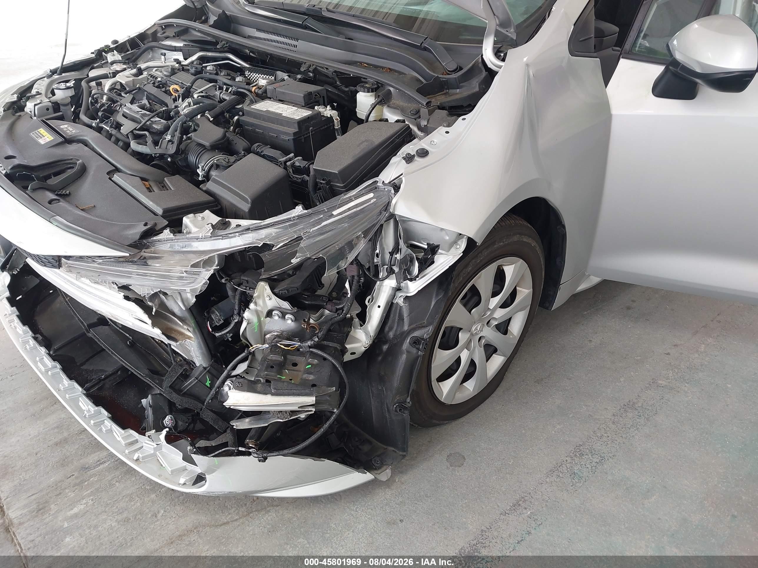 2024 Toyota Corolla Le Silver vin: 5YFB4MDE8RP145834