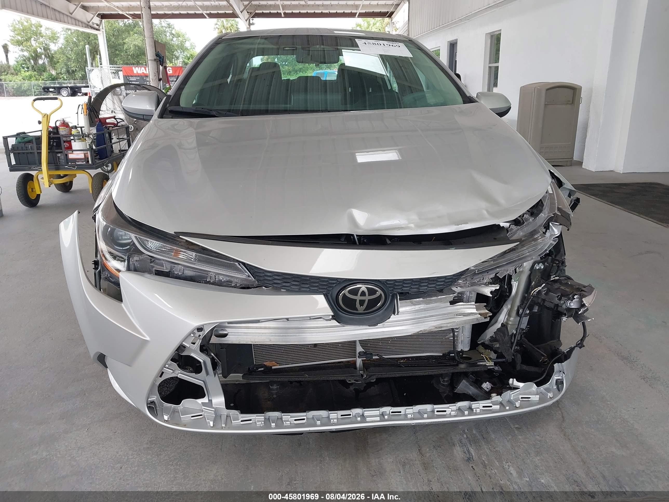 2024 Toyota Corolla Le Silver vin: 5YFB4MDE8RP145834
