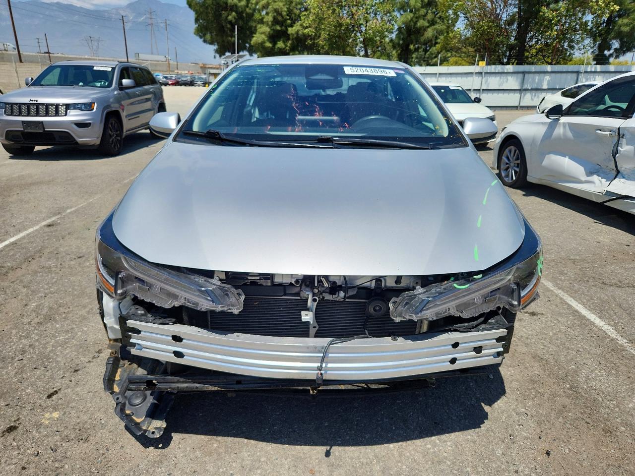2025 Toyota Corolla Le Silver vin: 5YFB4MDE8SP248614