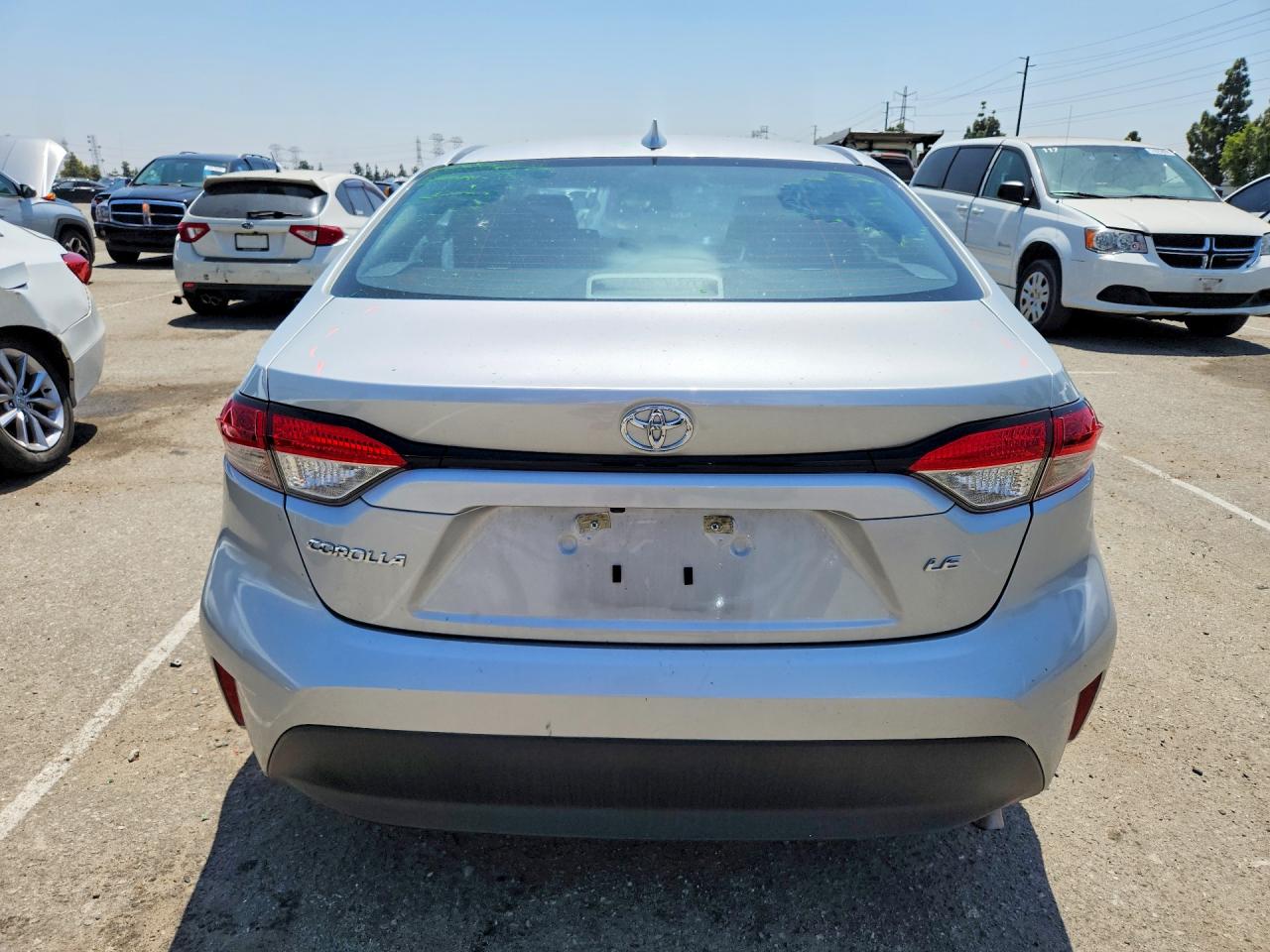 2025 Toyota Corolla Le Silver vin: 5YFB4MDE8SP248614