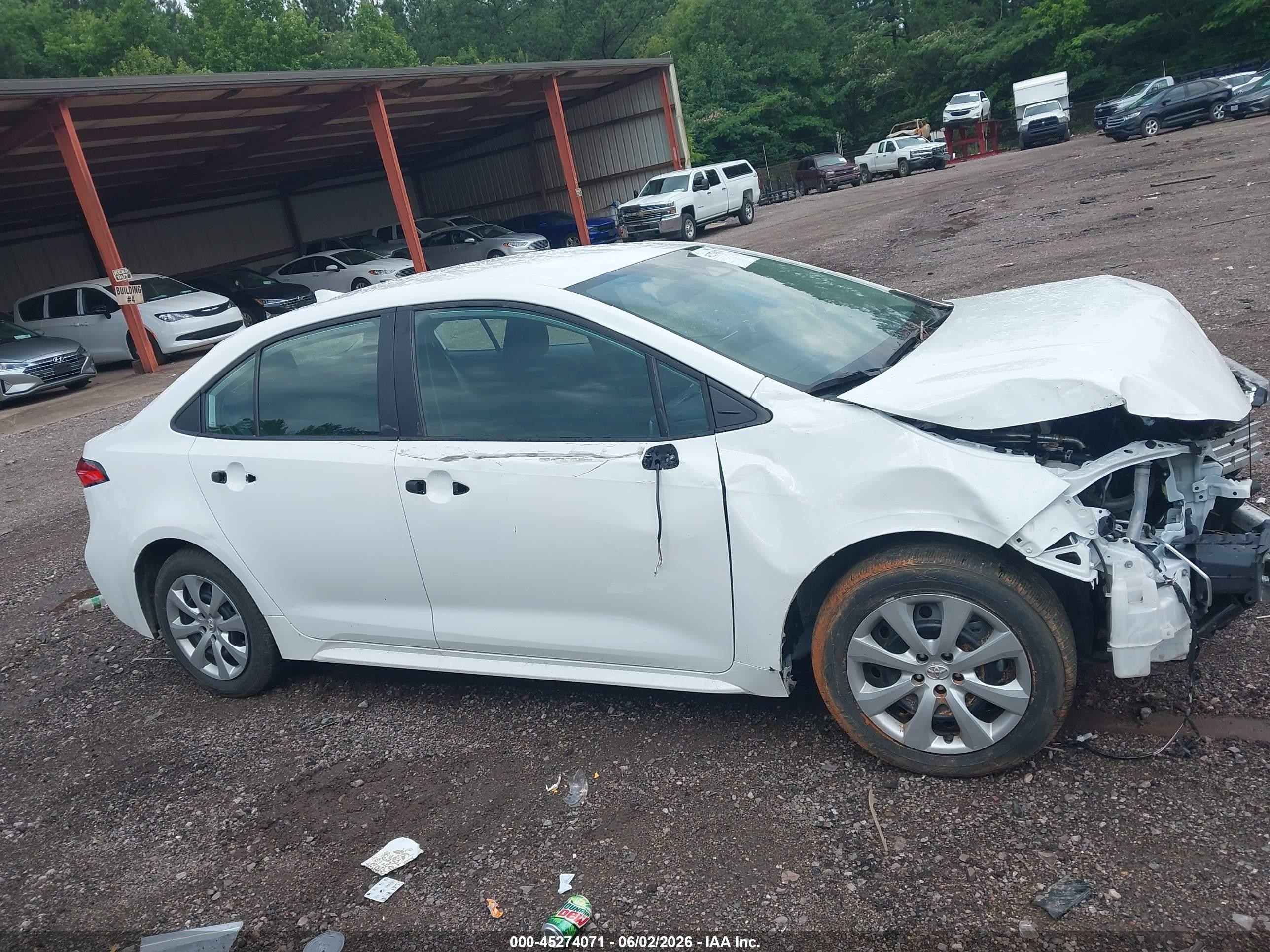 2025 Toyota Corolla Le Белый vin: 5YFB4MDE8SP297912