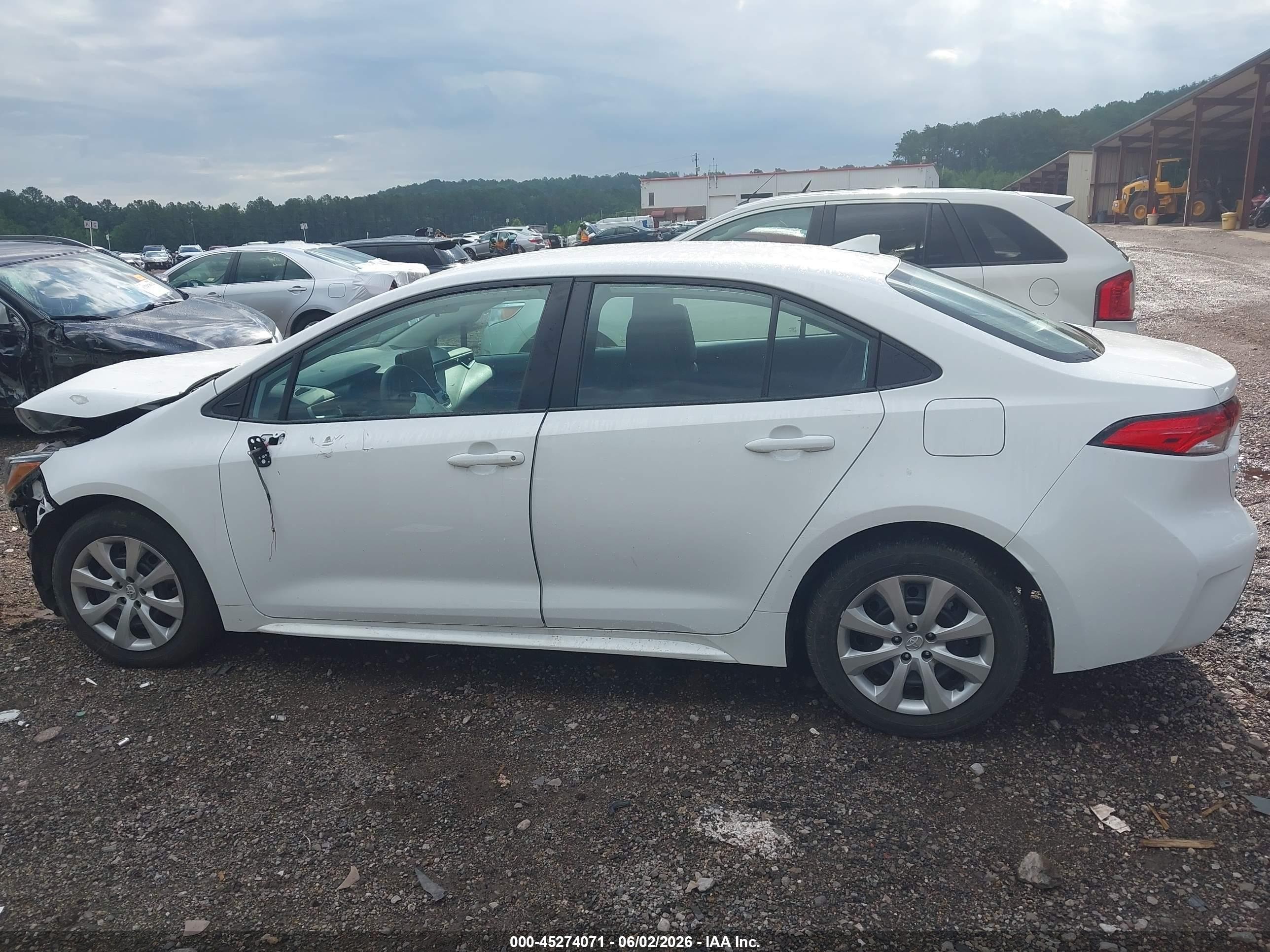 2025 Toyota Corolla Le Белый vin: 5YFB4MDE8SP297912
