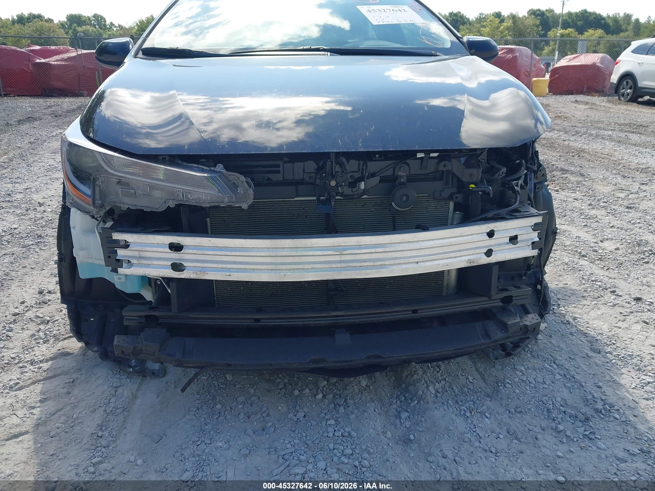 2025 Toyota Corolla Le Black vin: 5YFB4MDE8SP305393