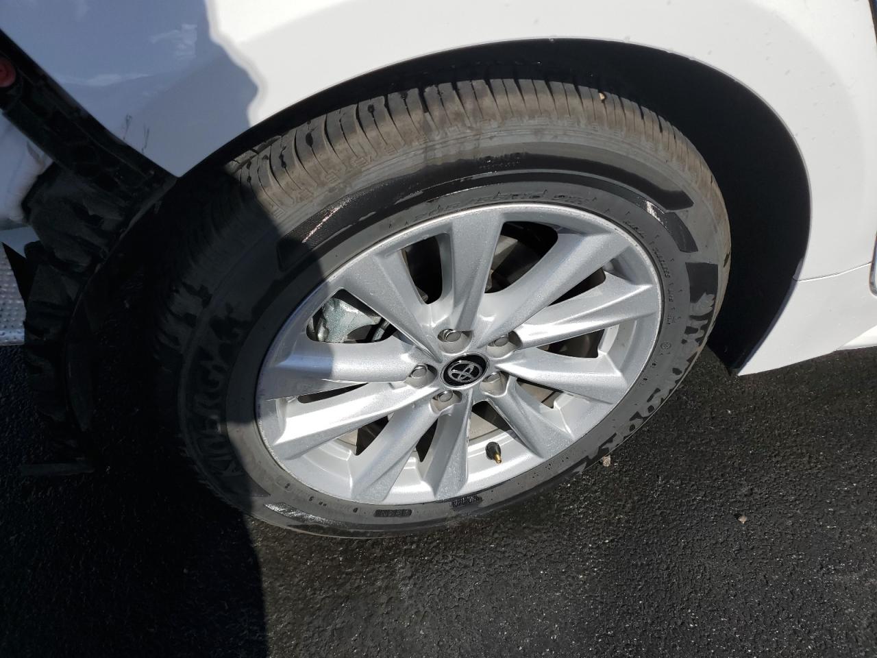 2026 Toyota Corolla Le Белый vin: 5YFB4MDE8TP381309 Damage: Right Rear Wheel, Curb Rash, > 12 Inches