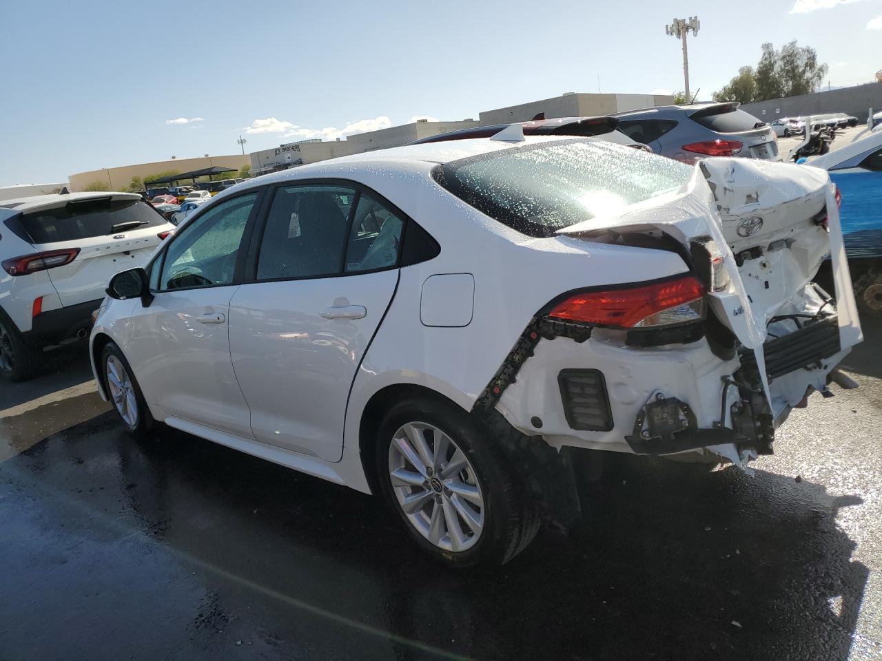 2026 Toyota Corolla Le Белый vin: 5YFB4MDE8TP381309 Damage: Left Qtr Panel, Misaligned, Repair Required