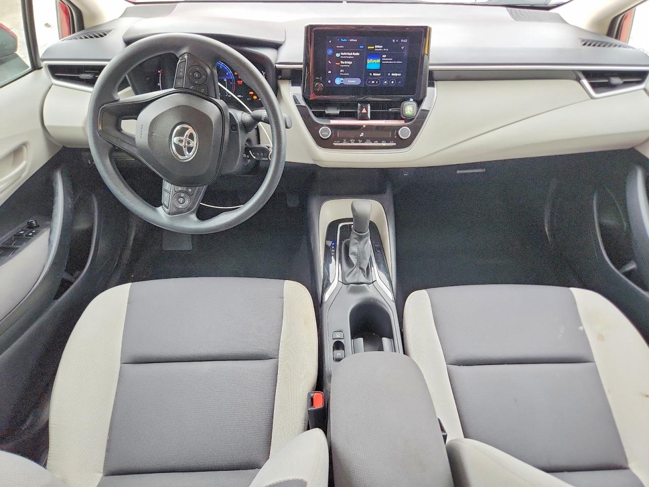 2026 Toyota Corolla Le Красный vin: 5YFB4MDE8TP407892