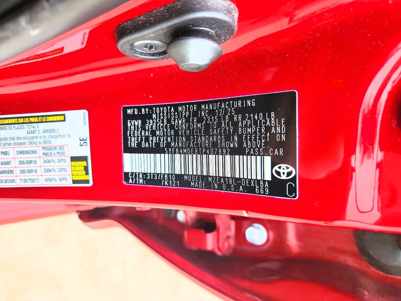 2026 Toyota Corolla Le Красный vin: 5YFB4MDE8TP407892