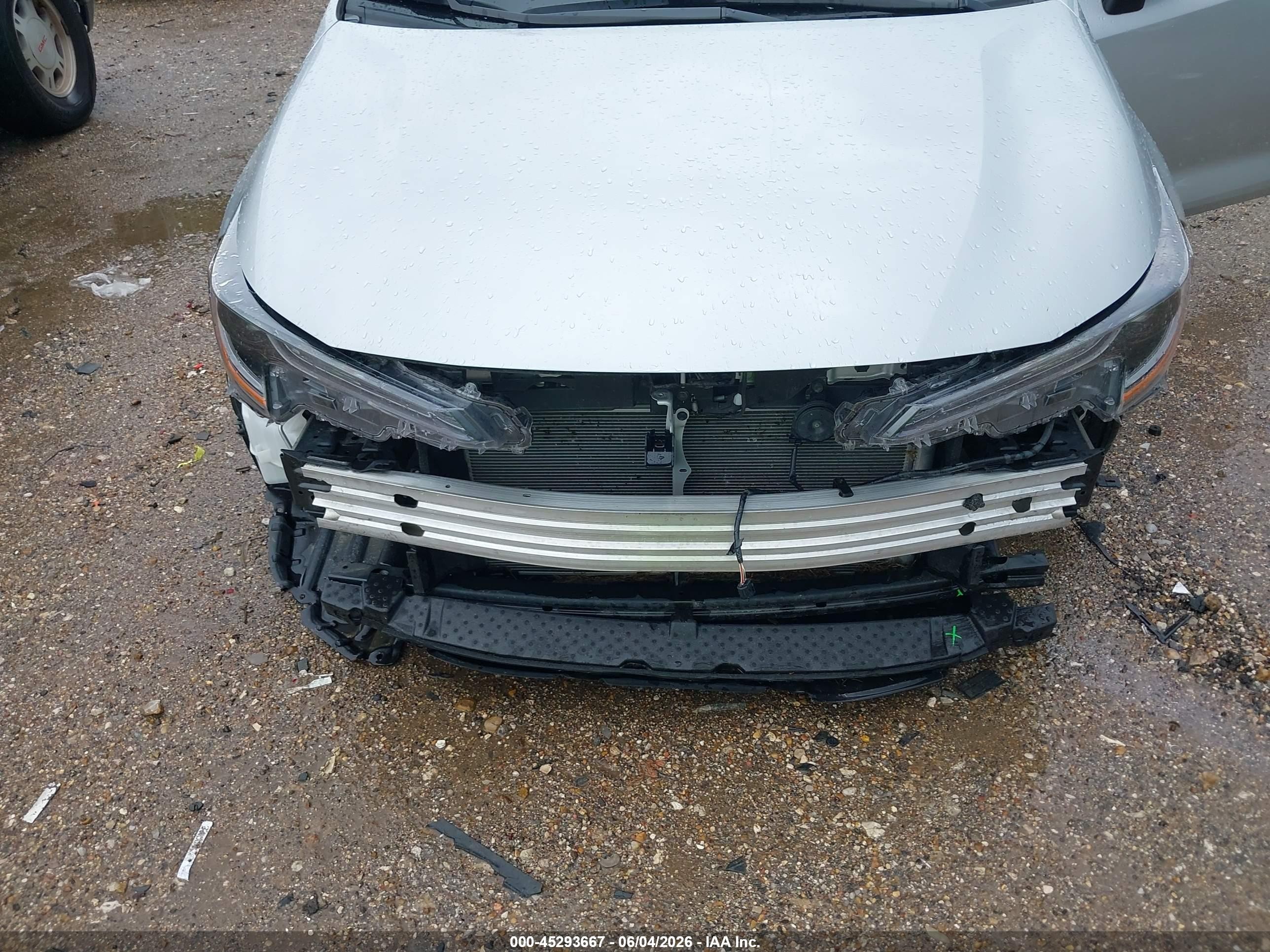 2025 Toyota Corolla Le Серебряный vin: 5YFB4MDE9SP315110