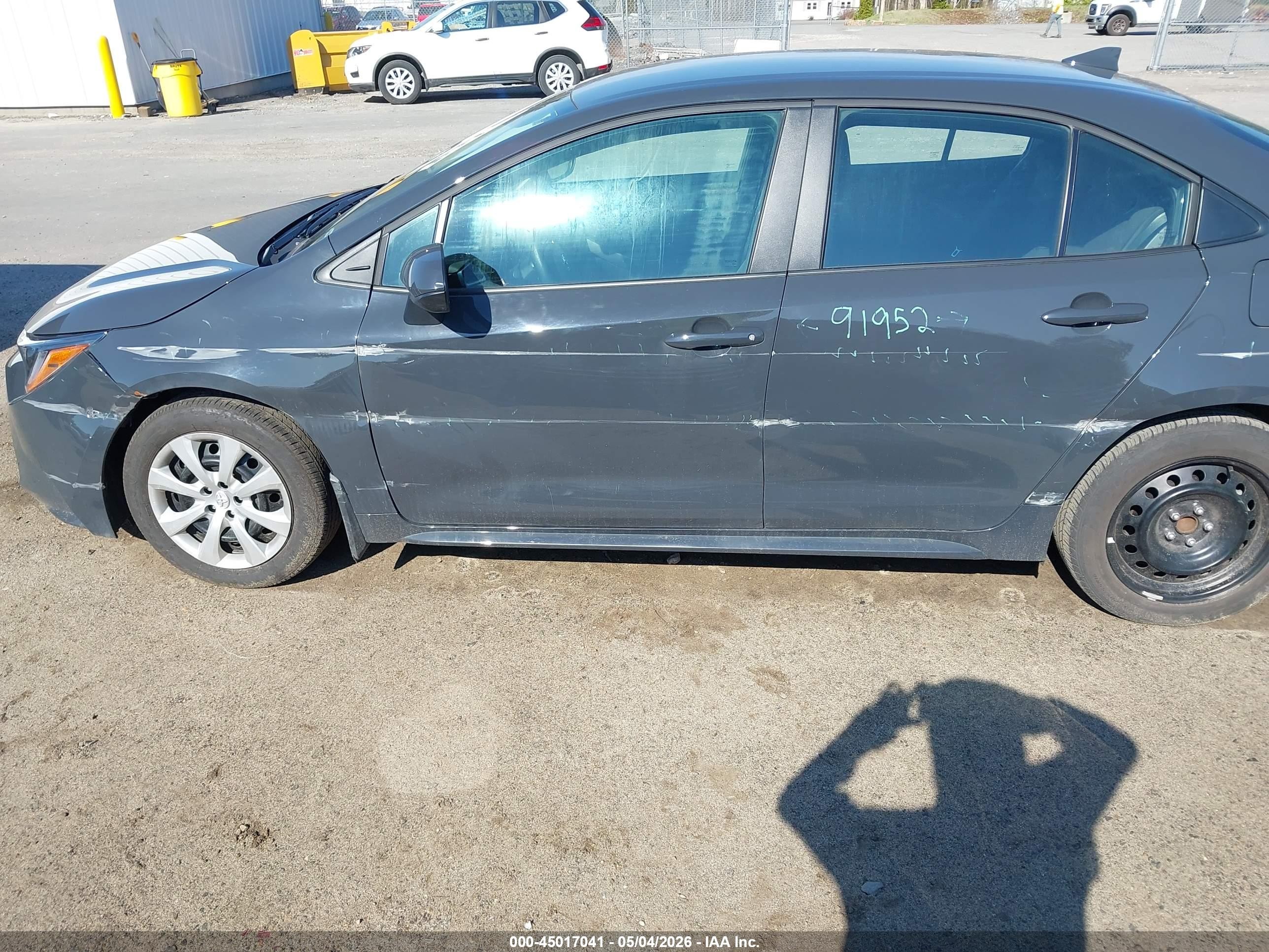 2026 Toyota Corolla Le Серый vin: 5YFB4MDE9TP388186